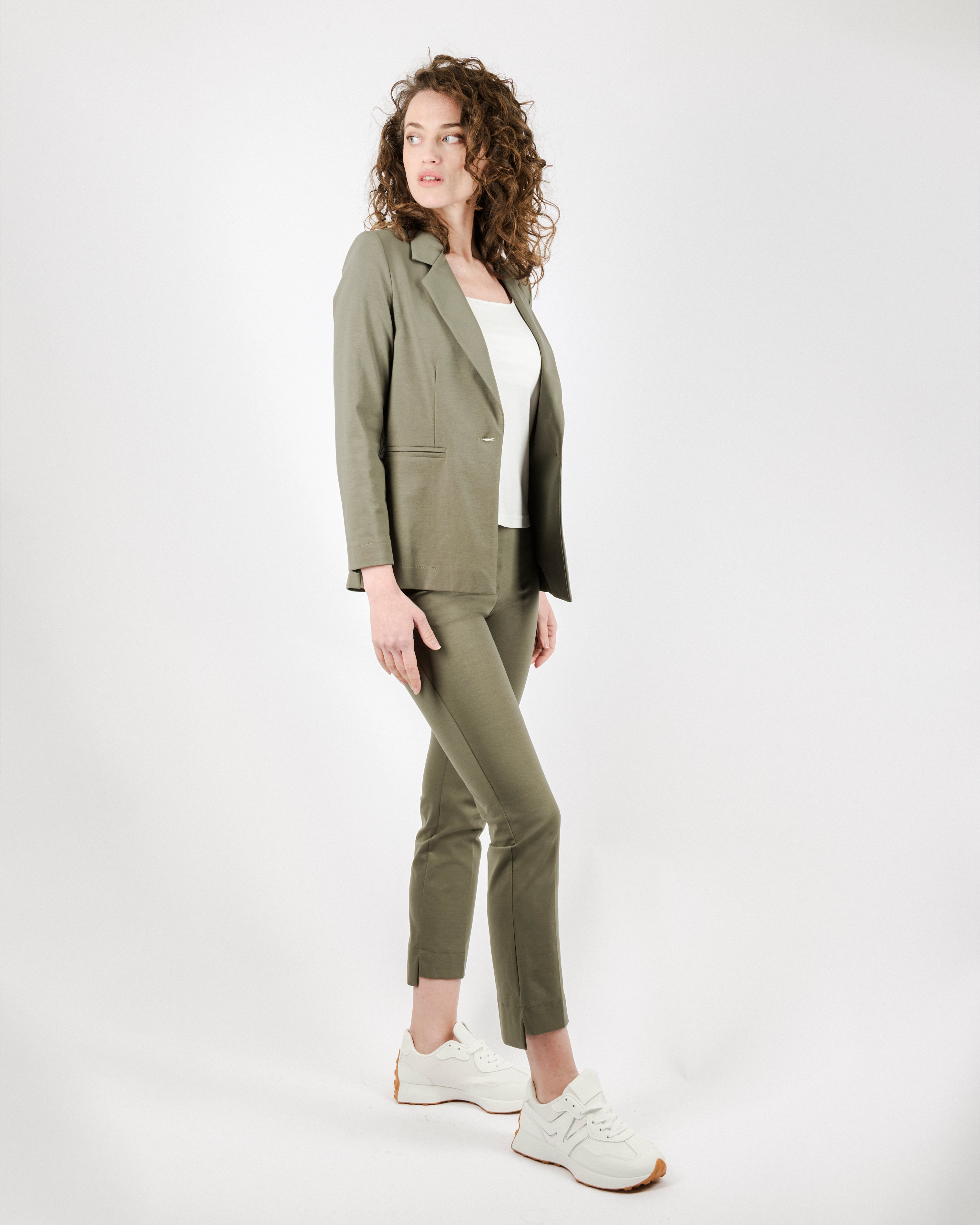 Pantaloni gamba dritta e leggins