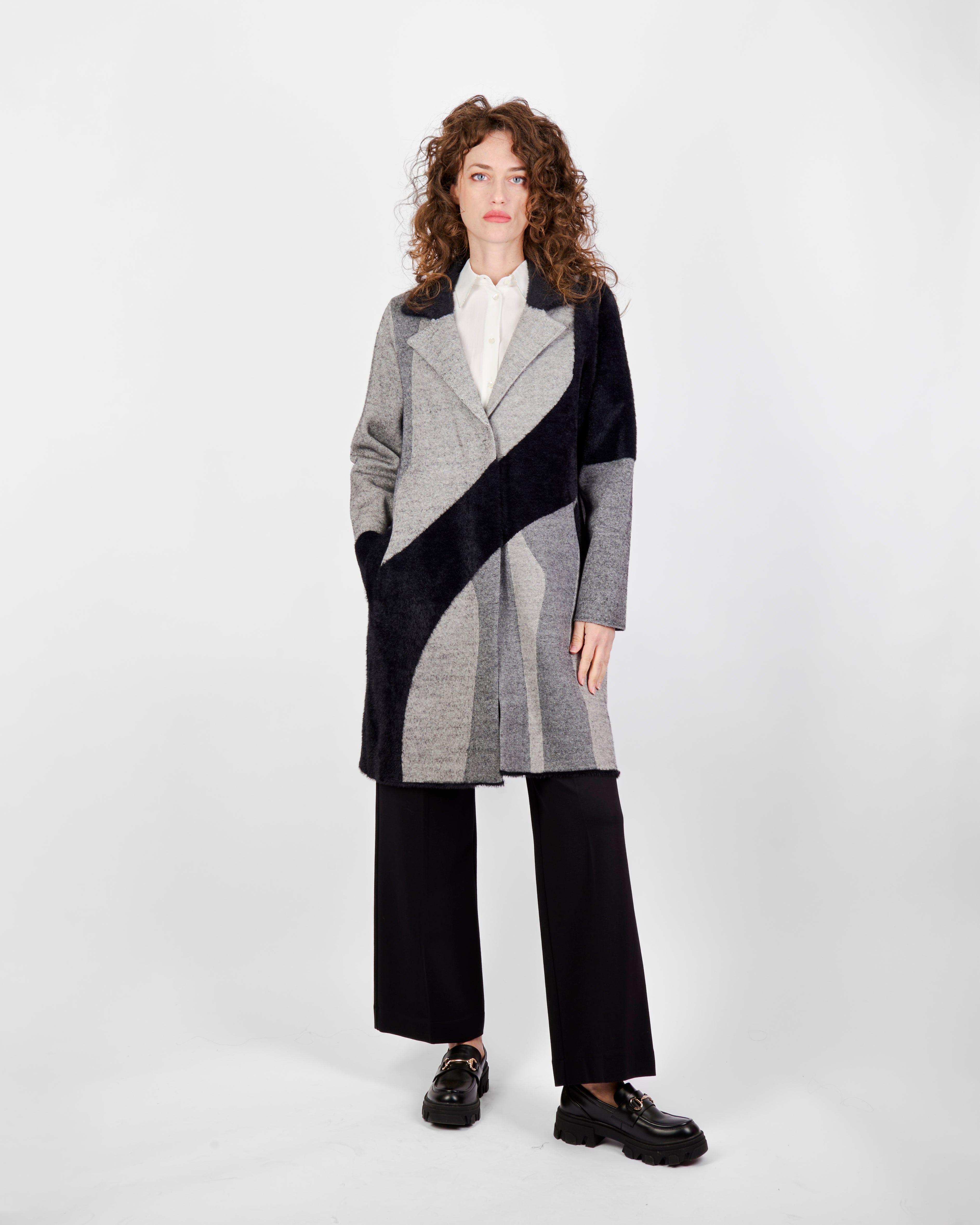 Cappotto intarsio geometrico 2616