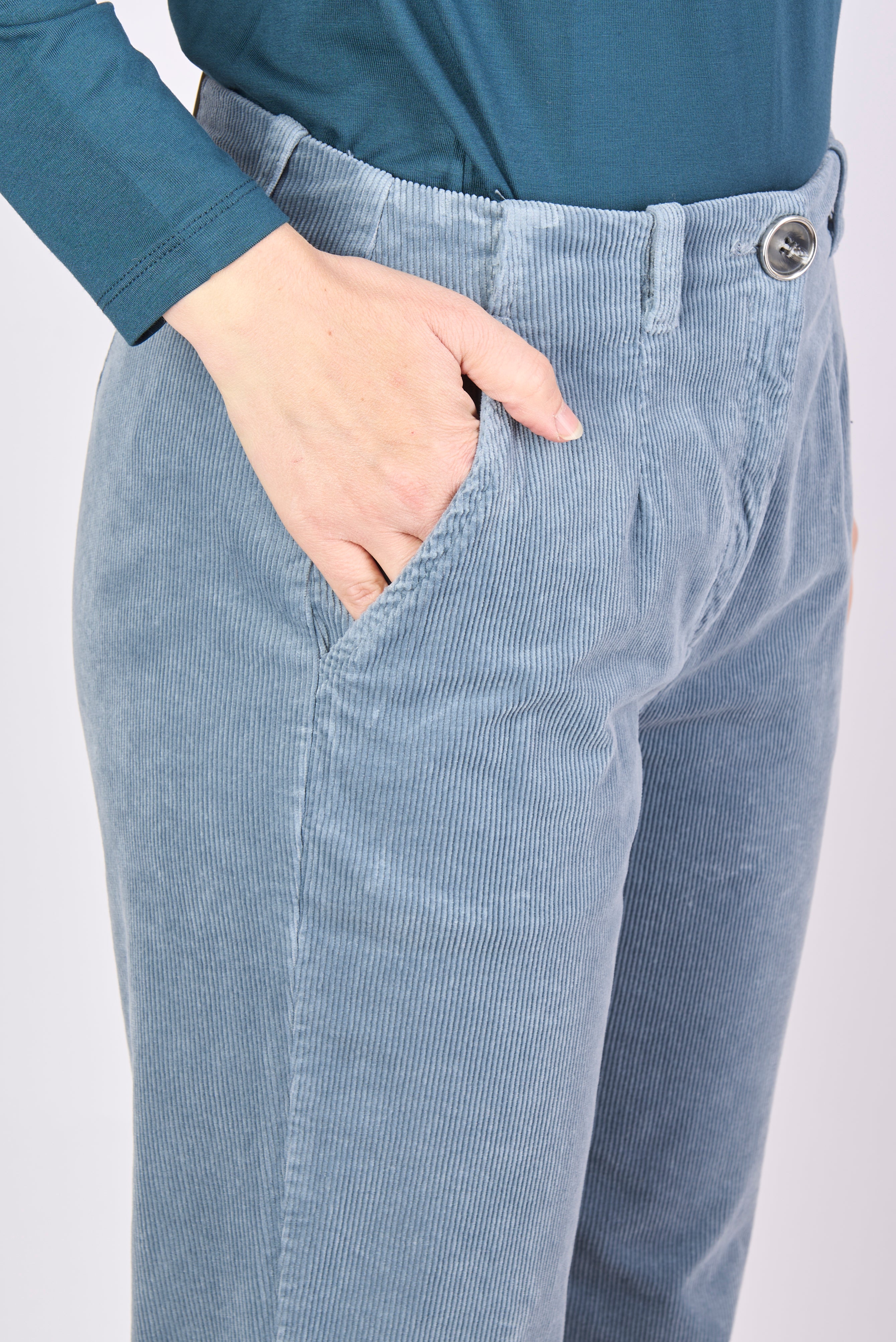 Pantalone tasca lato velluto coste piccole FINN