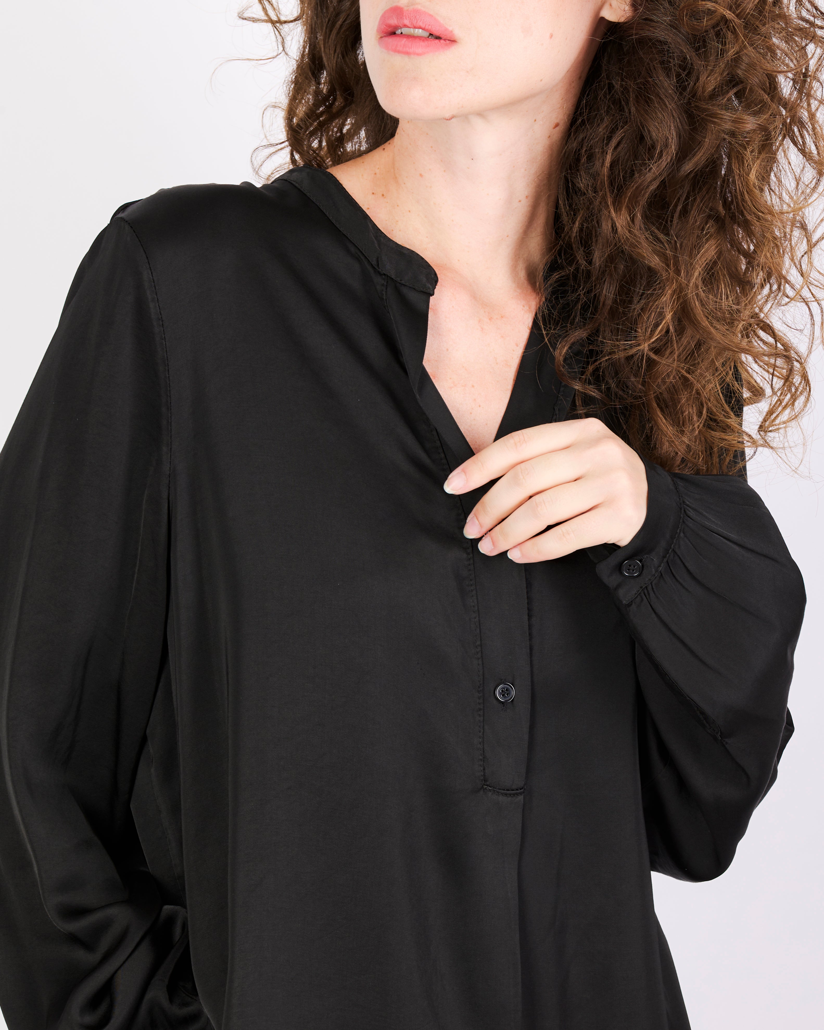 Blusa coreana over RASO BOTTONI