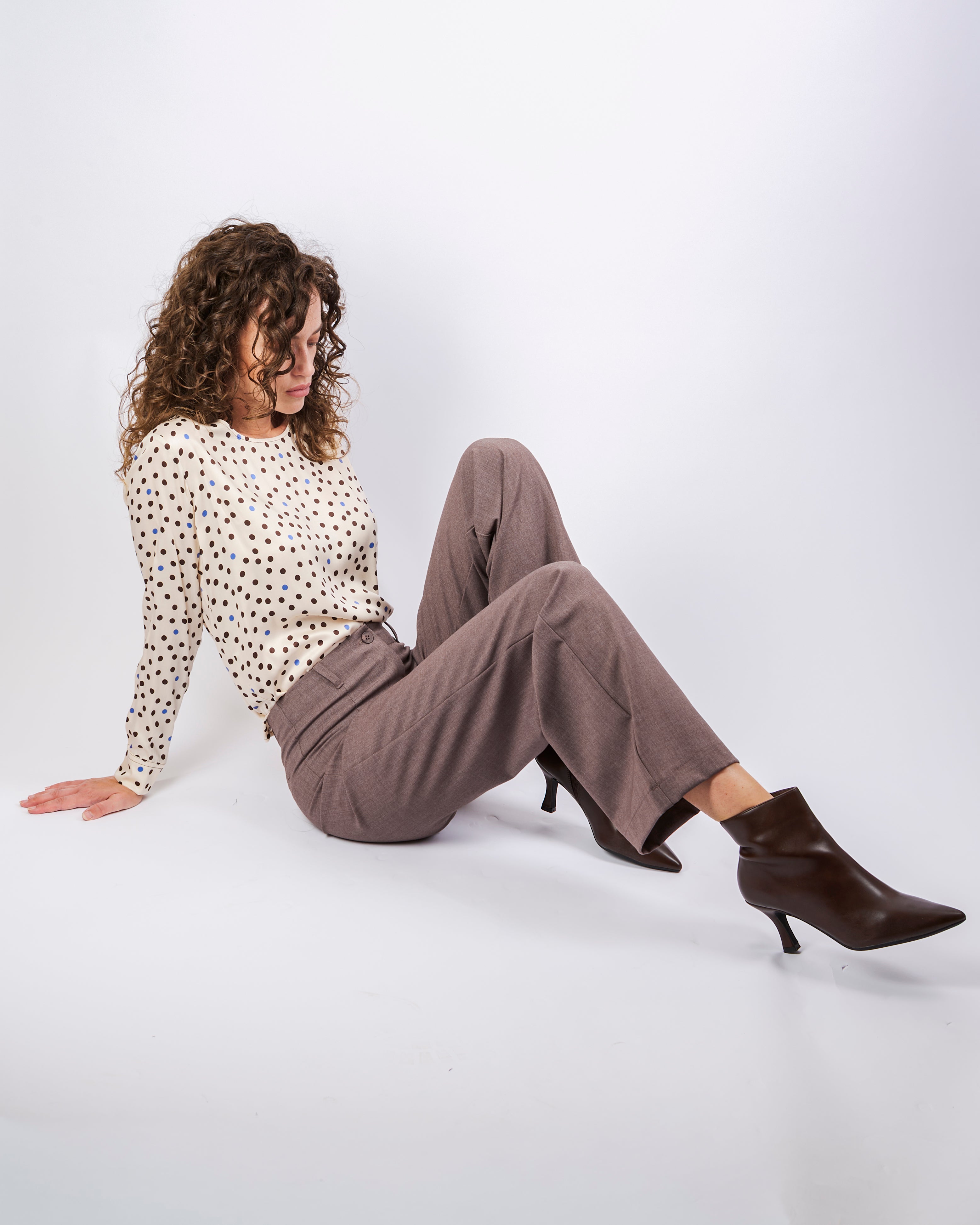 Pantalone fresco lana largo zip e bottone H143/25