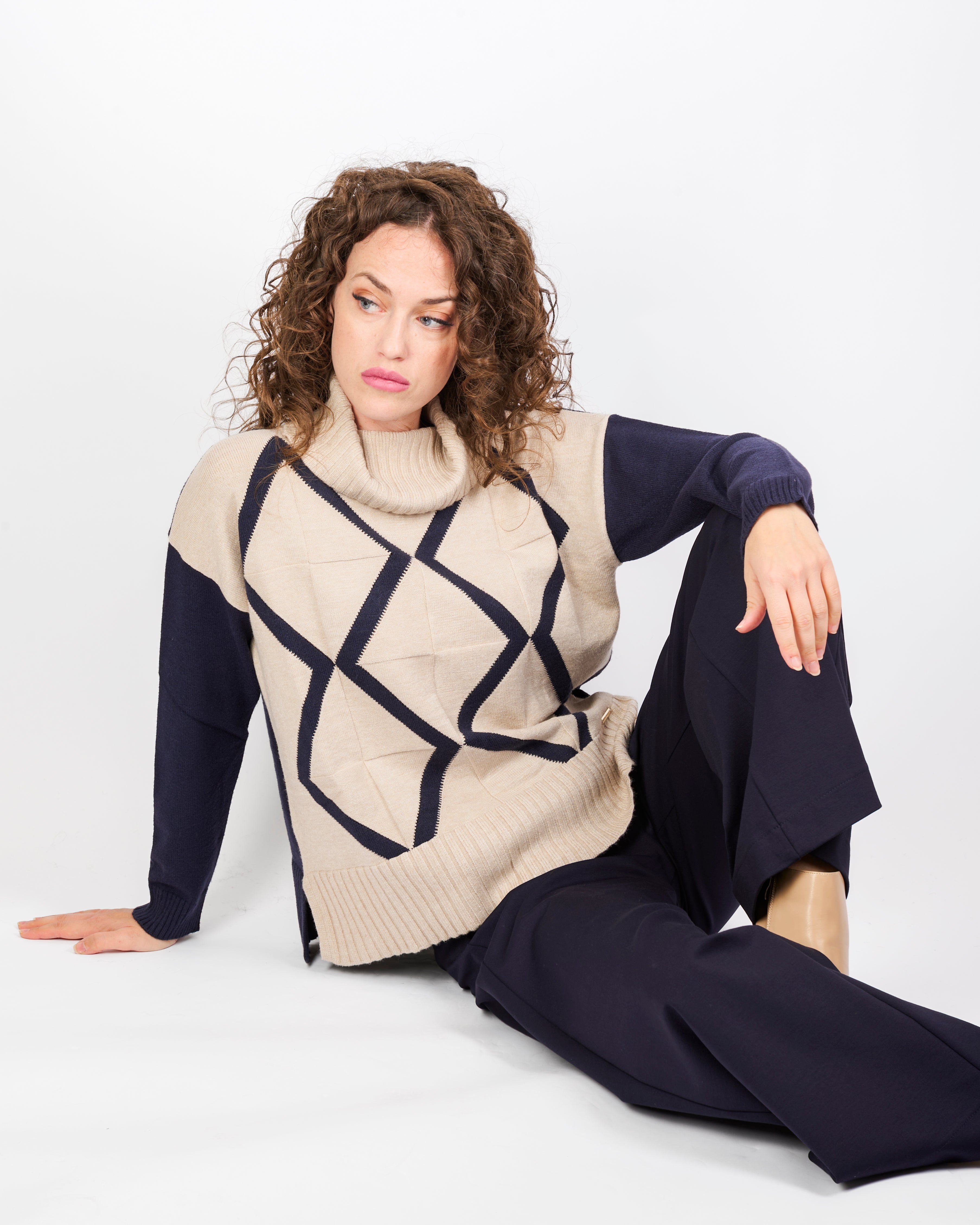 Maglia ciambella inarsiodavanti spacchi 21378