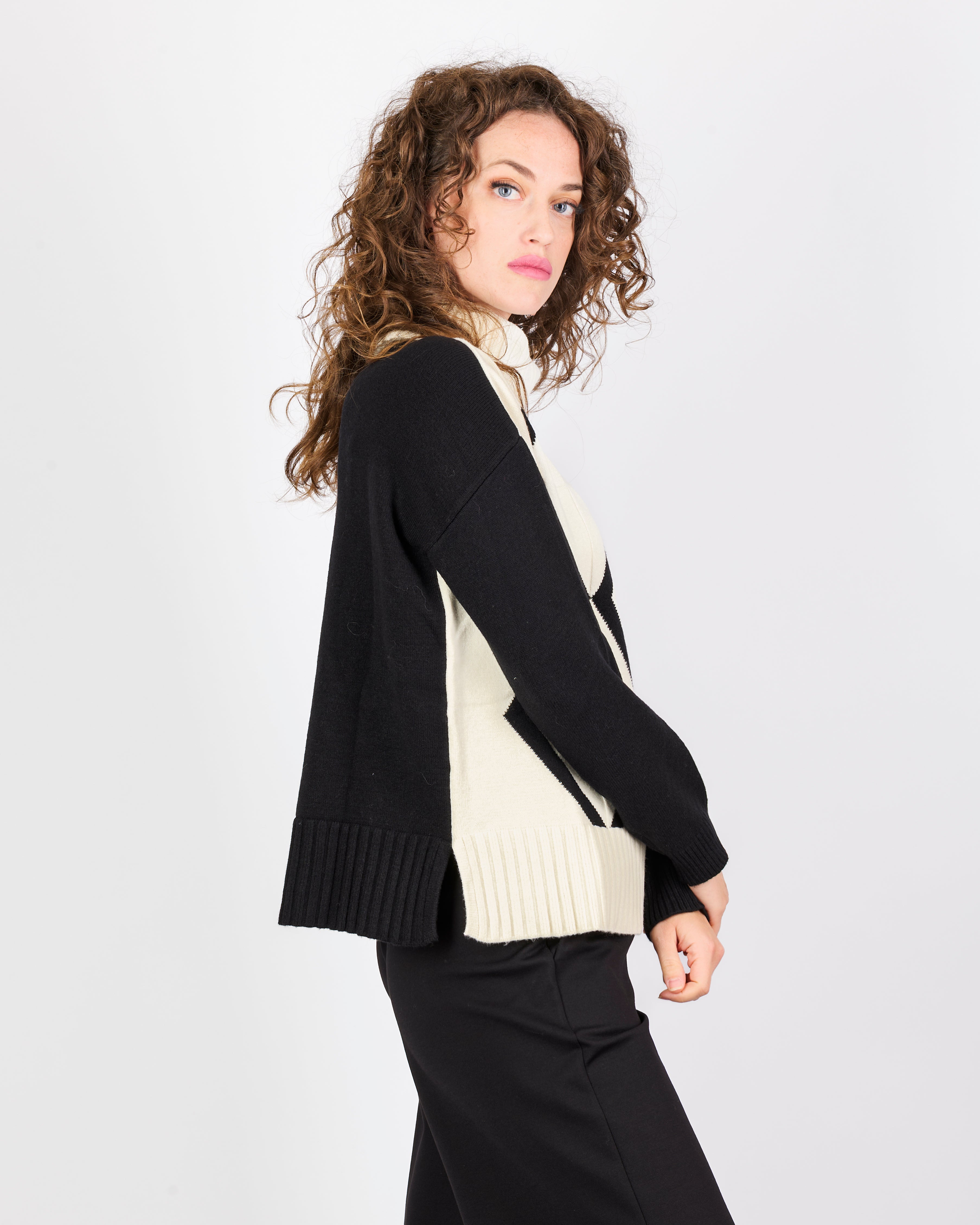 Maglia ciambella inarsiodavanti spacchi 21378