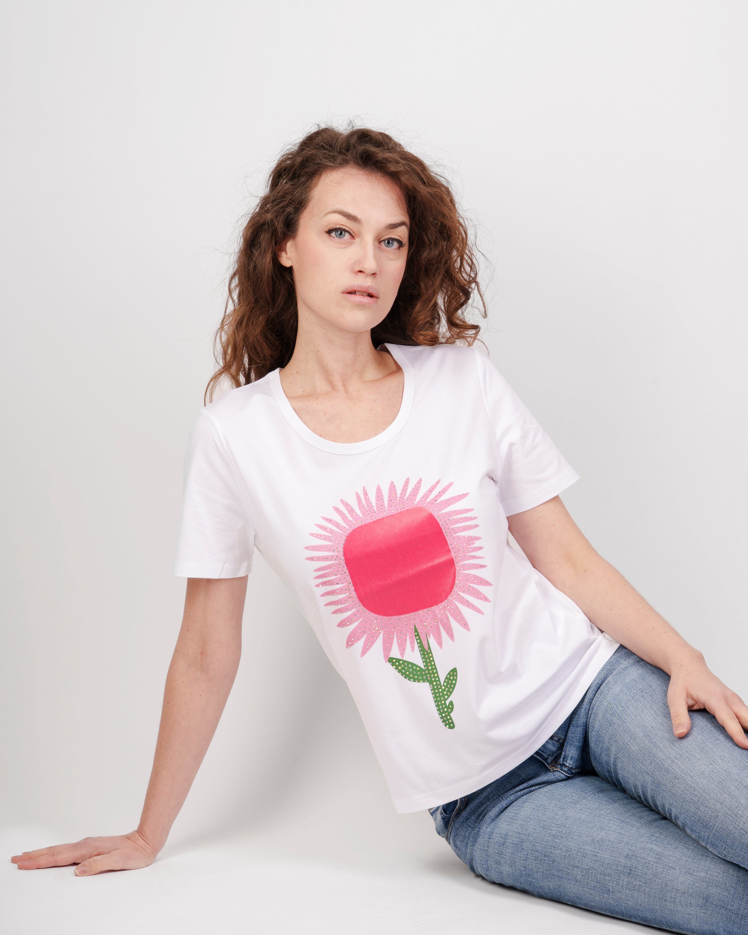 T-shirt scollo Madonna stampa fiore 5510