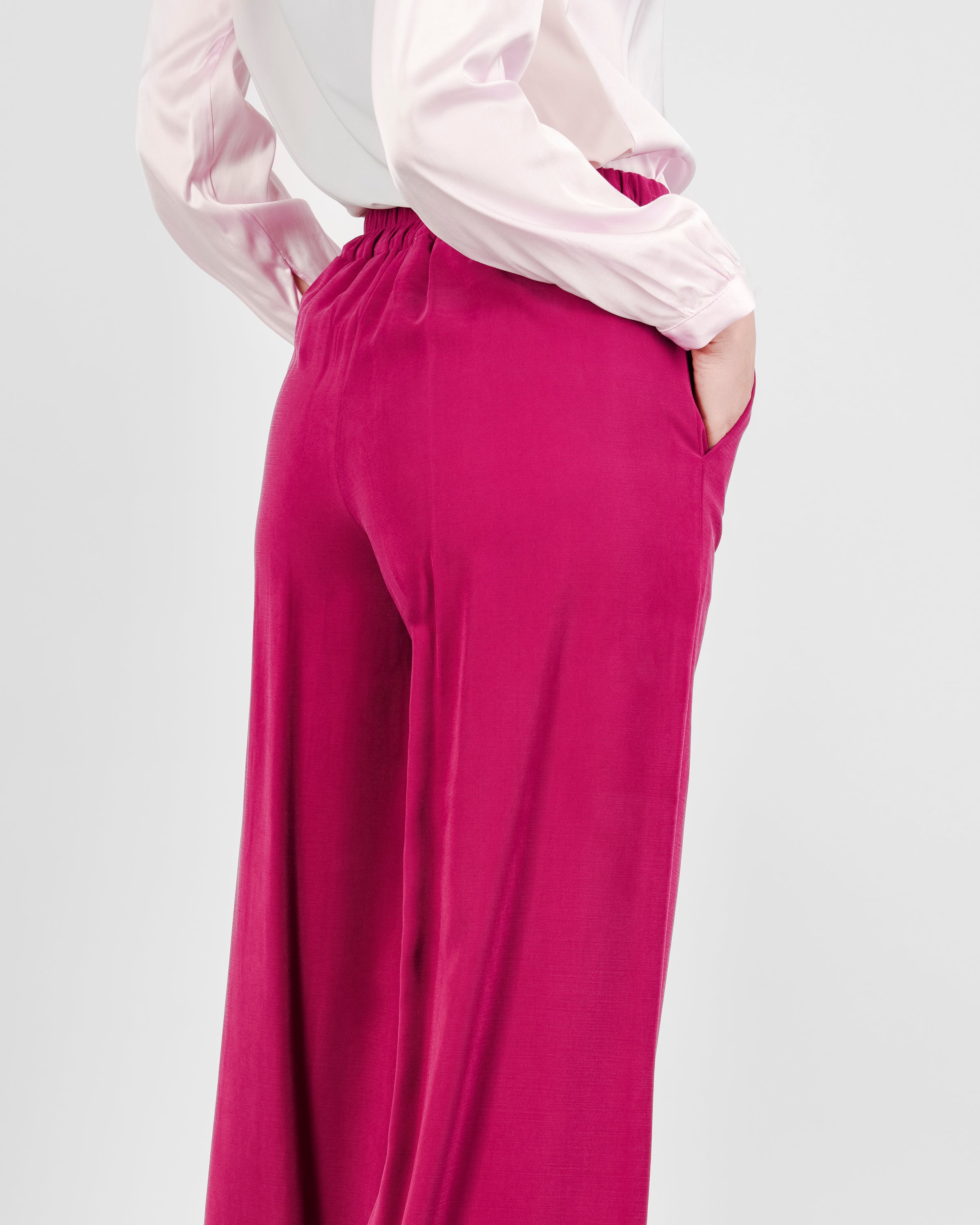 Pantalone in viscosa largo e tasca filo 1052/36