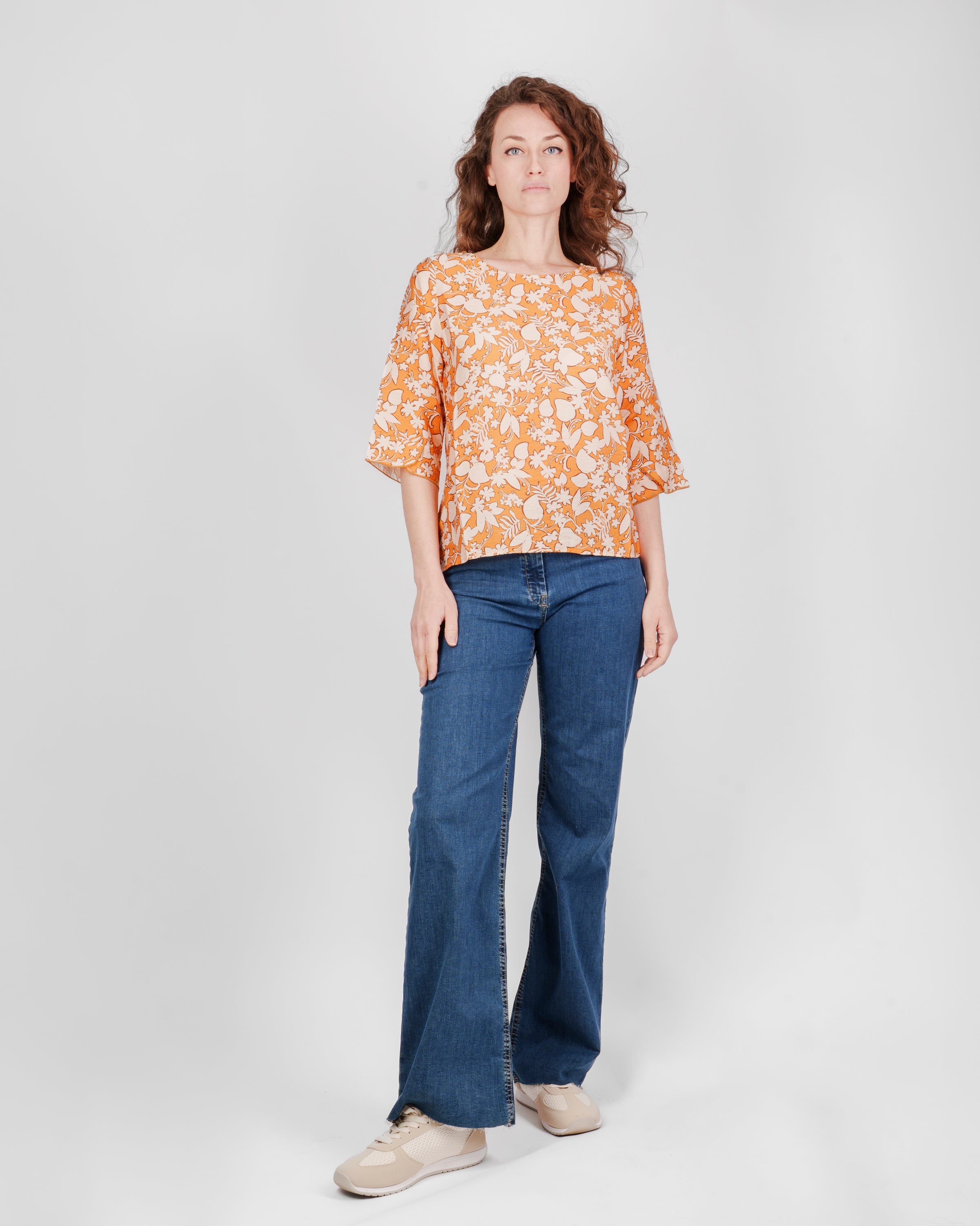 Maglia manica 3/4 stampa fiori S-181