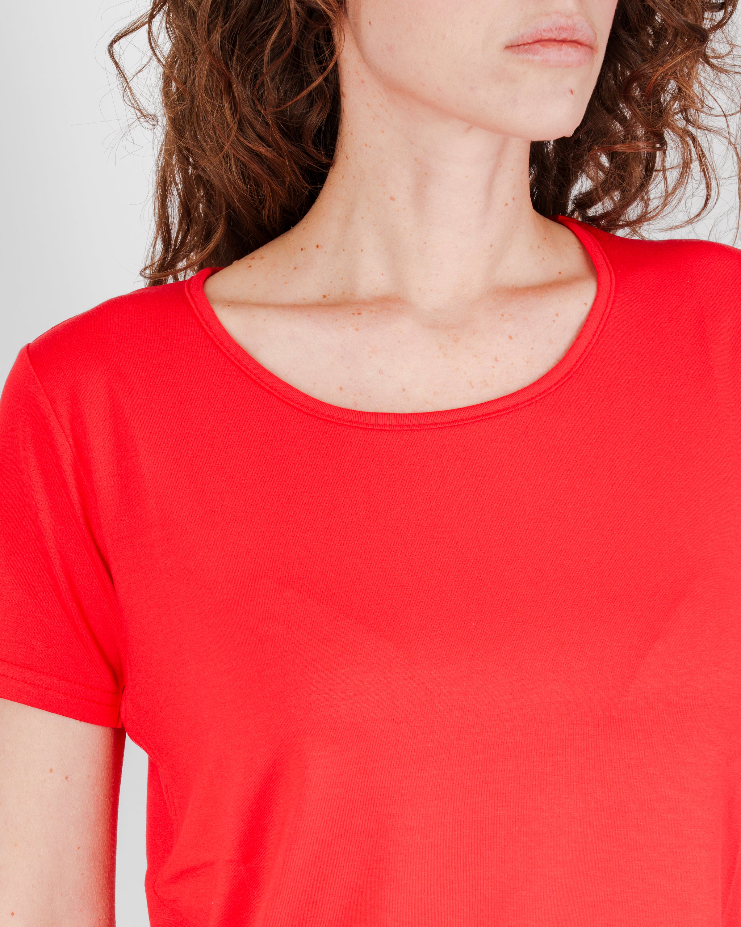 Maglia basica corta stondata C302