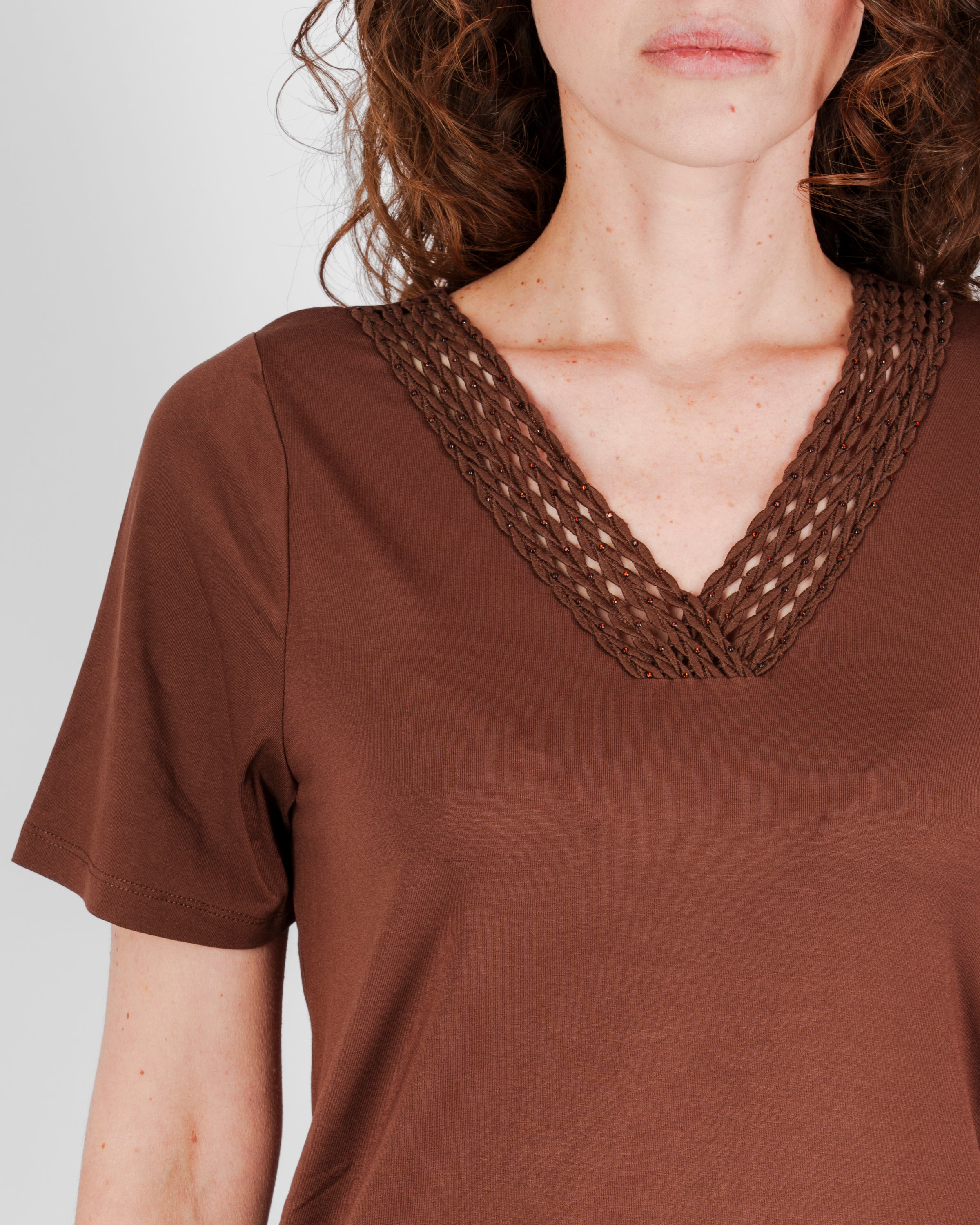 Maglia scollo V passamaneria 8121