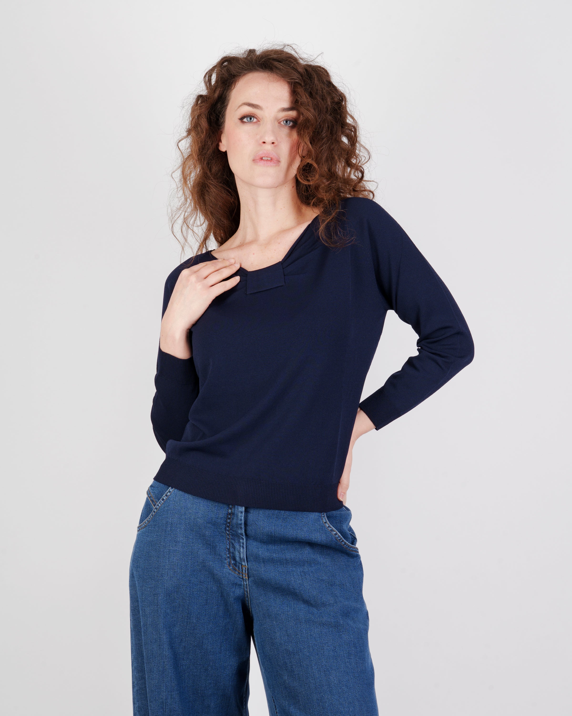 Maglia in viscosa motivo piega 16006