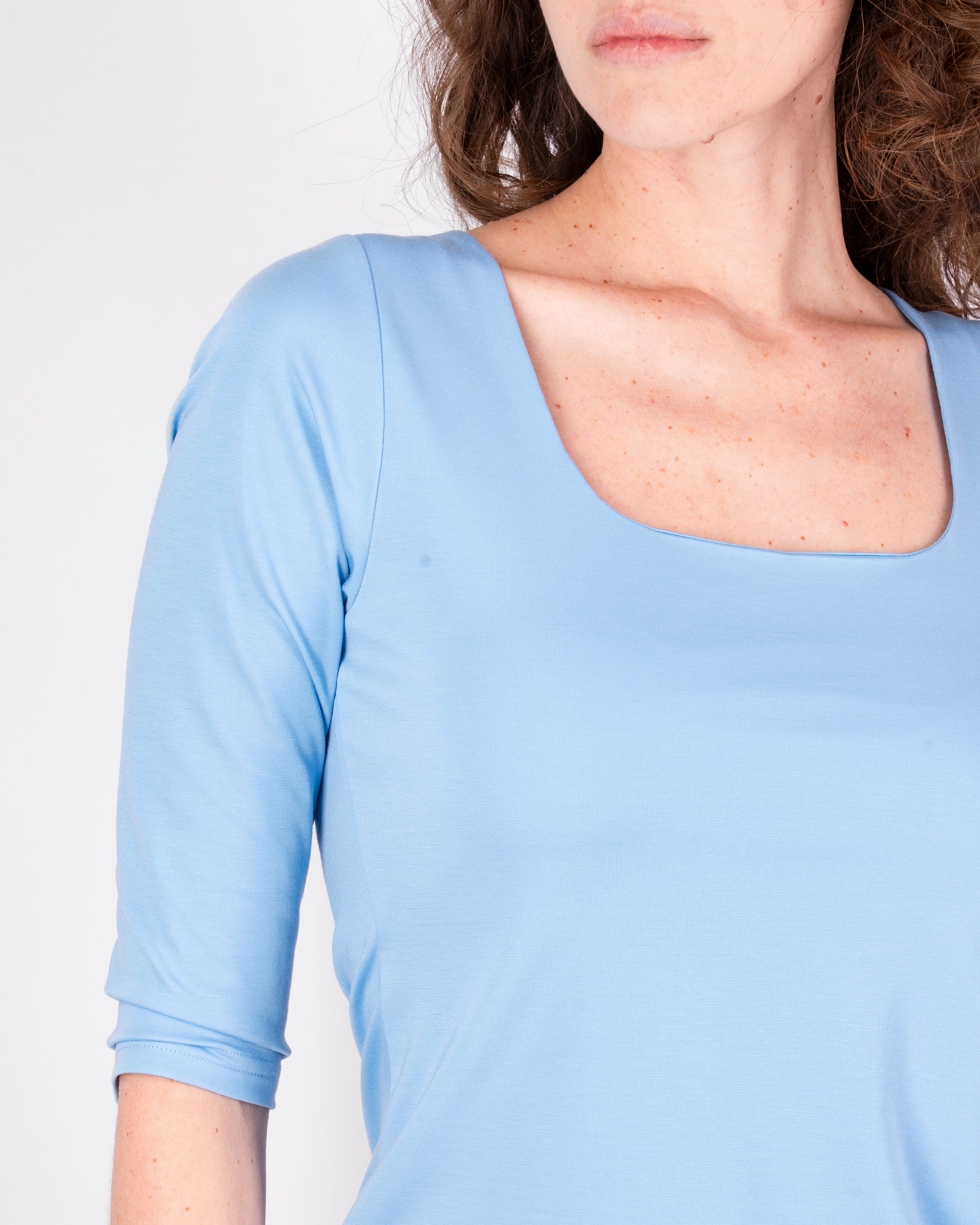 Maglia scollo quadro G413/3