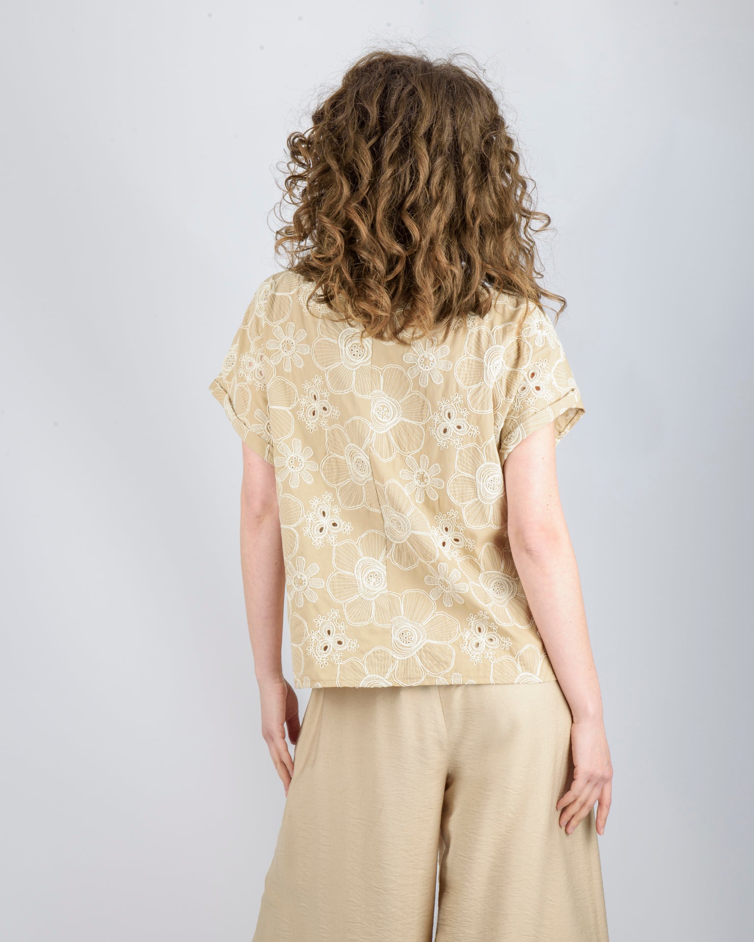 Camicia in cotone ricamo DS5067