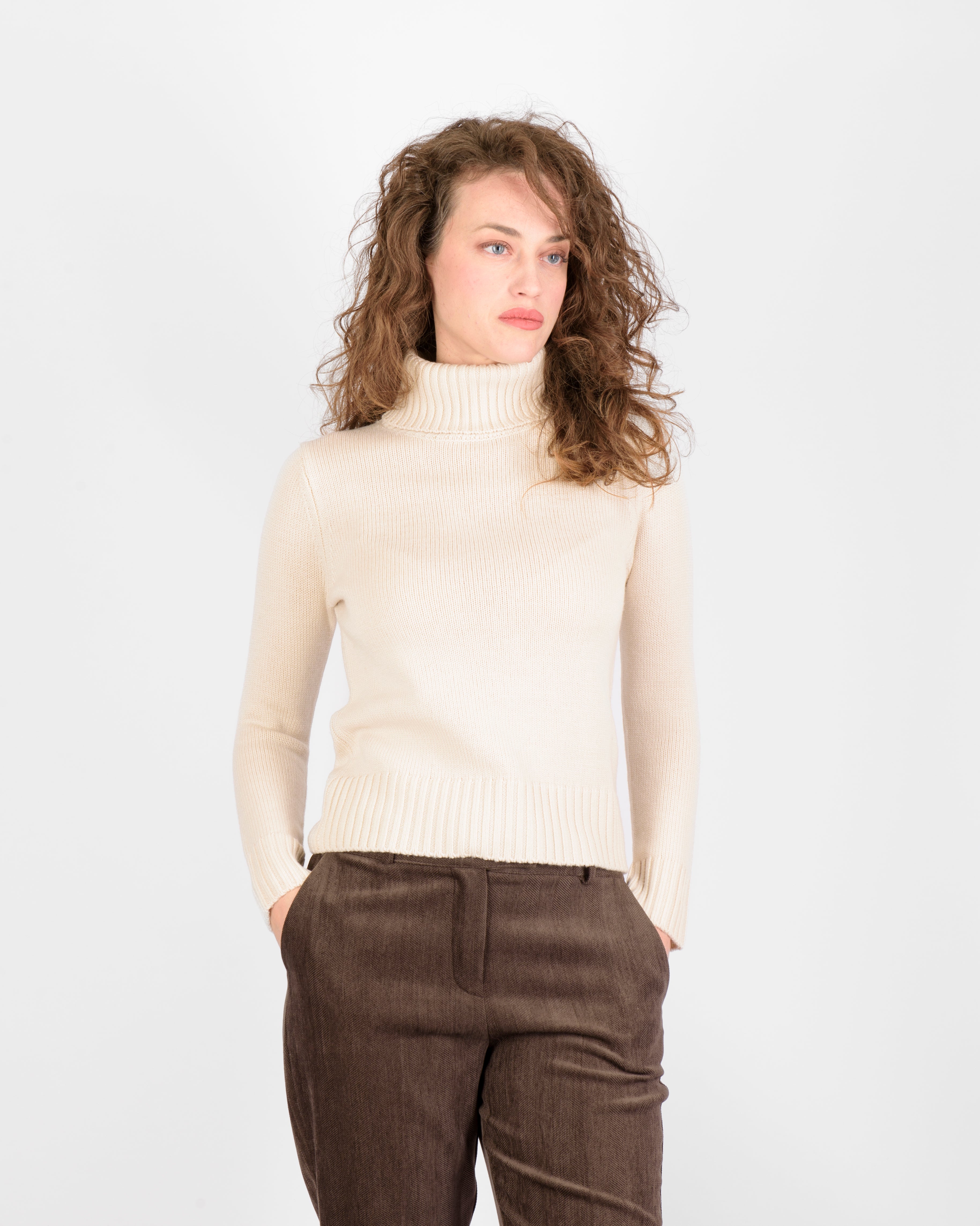 Maglia dolcevita rasata pura lana KN 04