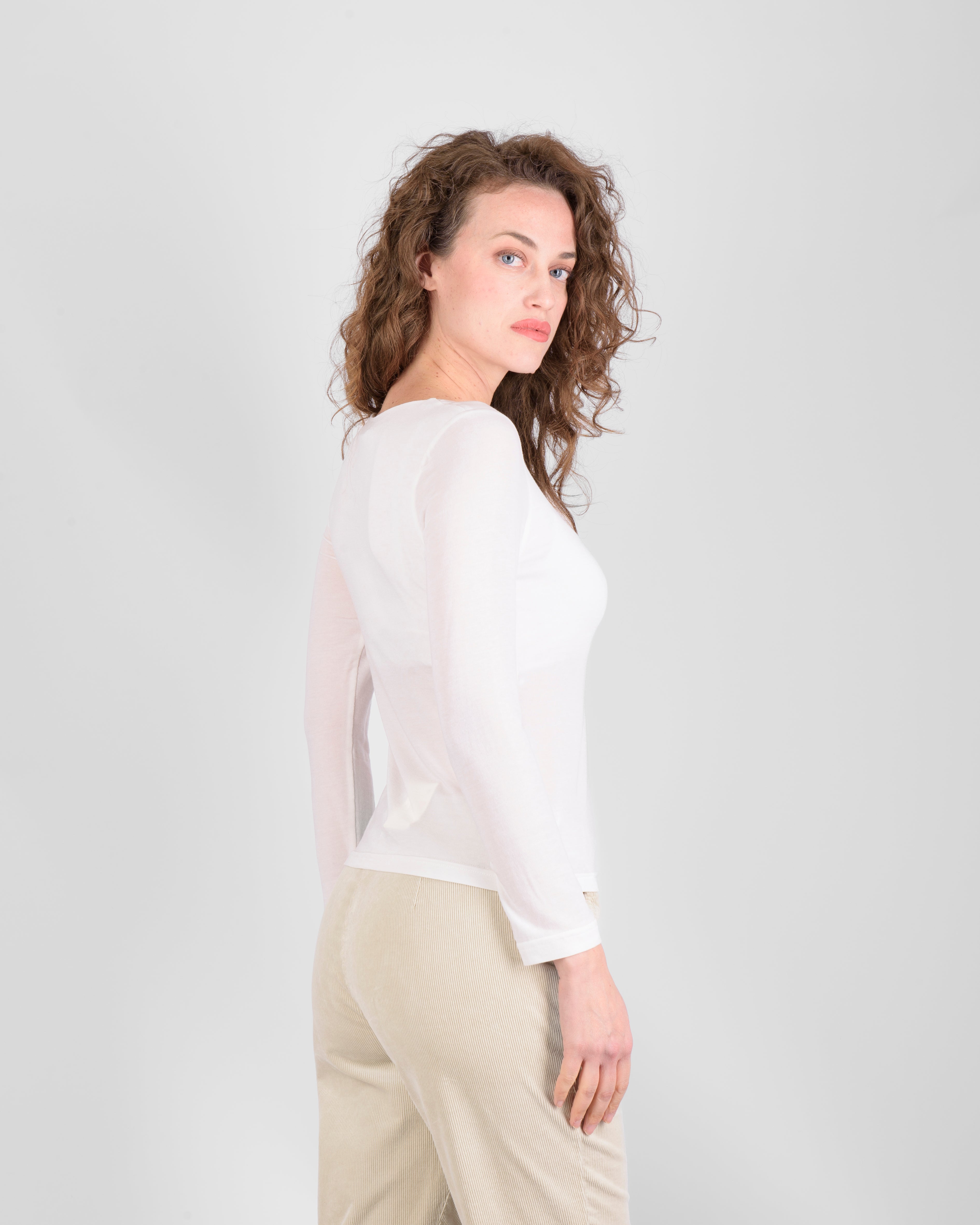 Maglia sottogiacca lana scollo quadro H413/6