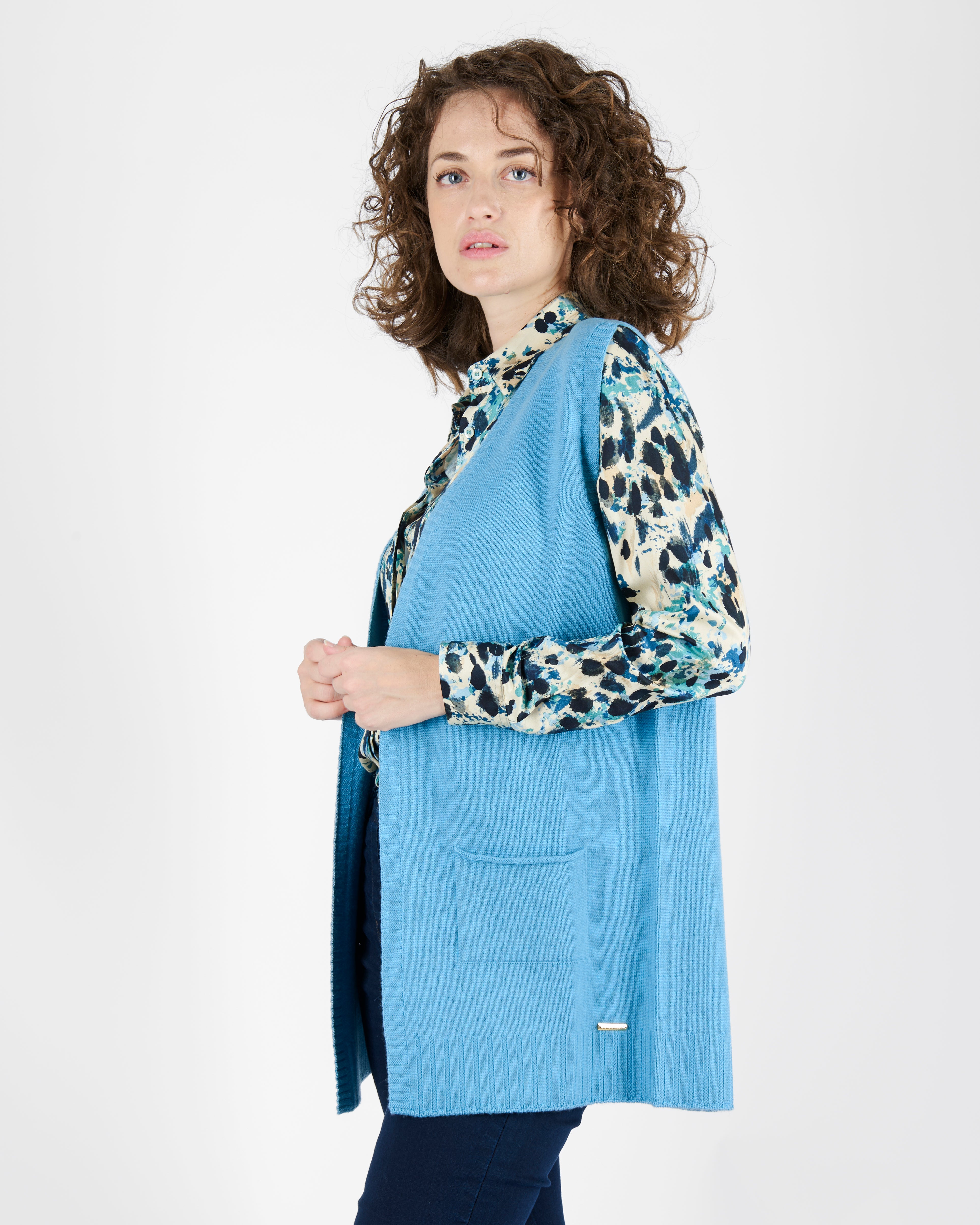 Gilet smanicato con tasche AZ 7241