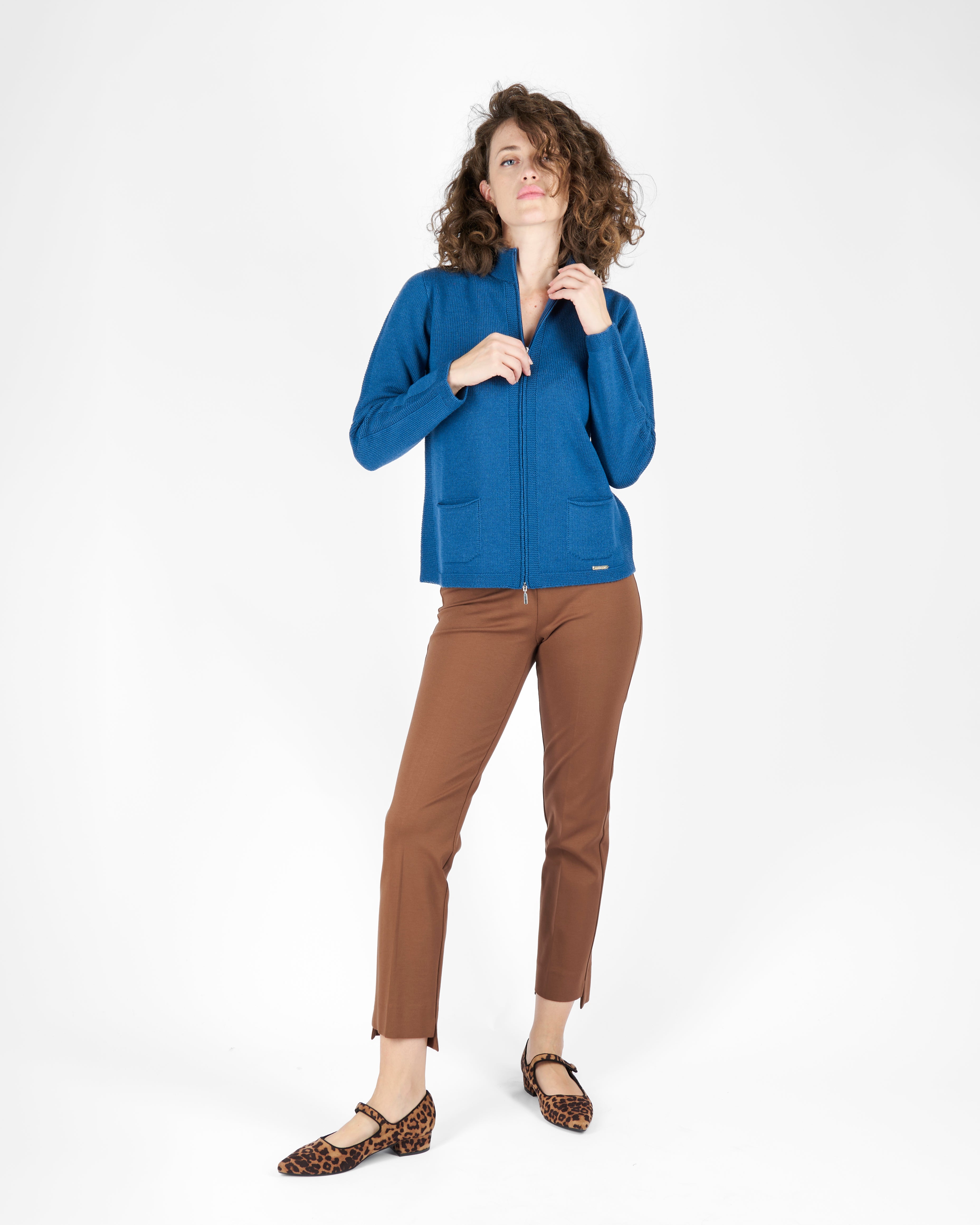 Cardigan zip pura lana con tasche AZ8152