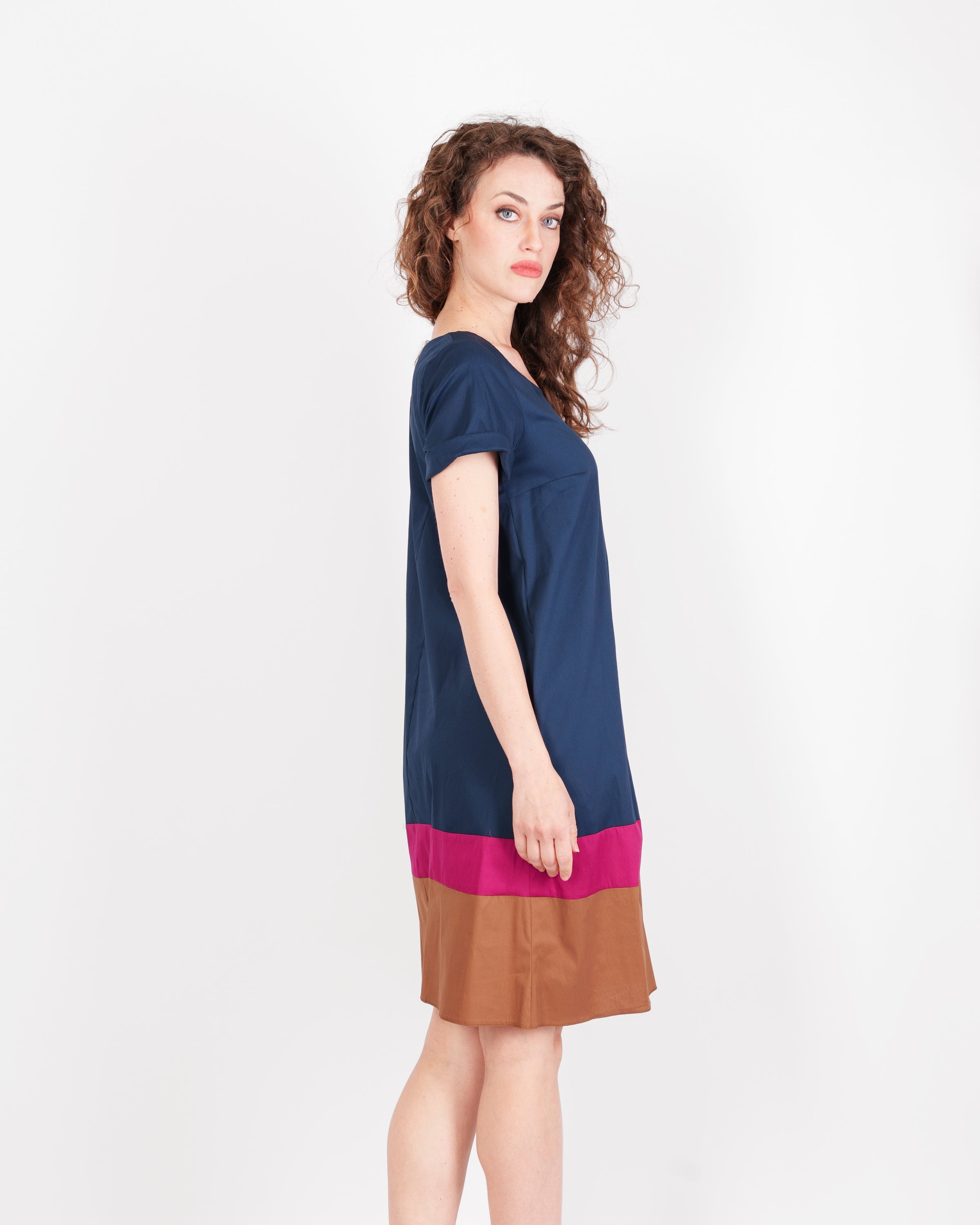 Abito in cotone manica corta con balze DS 1167