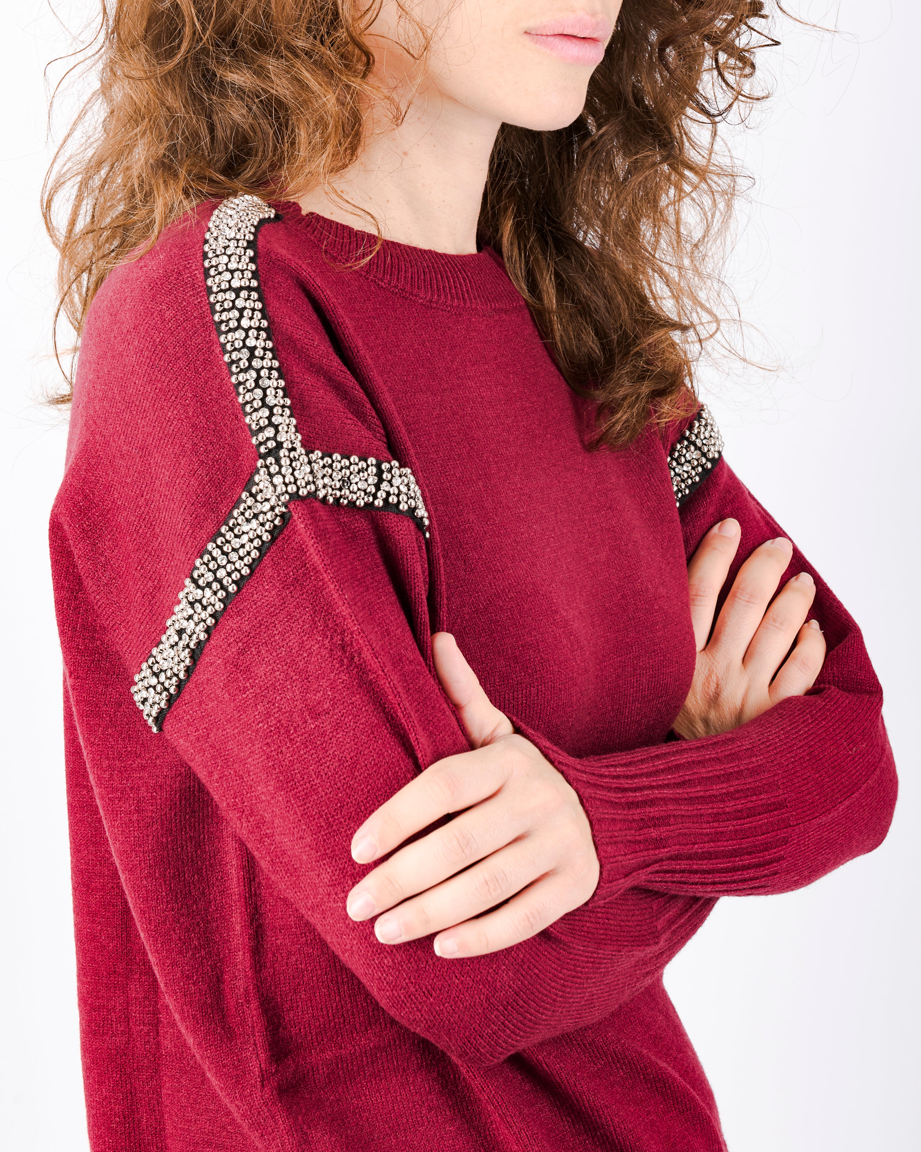 Maglia box strass e borchie spalle W3077