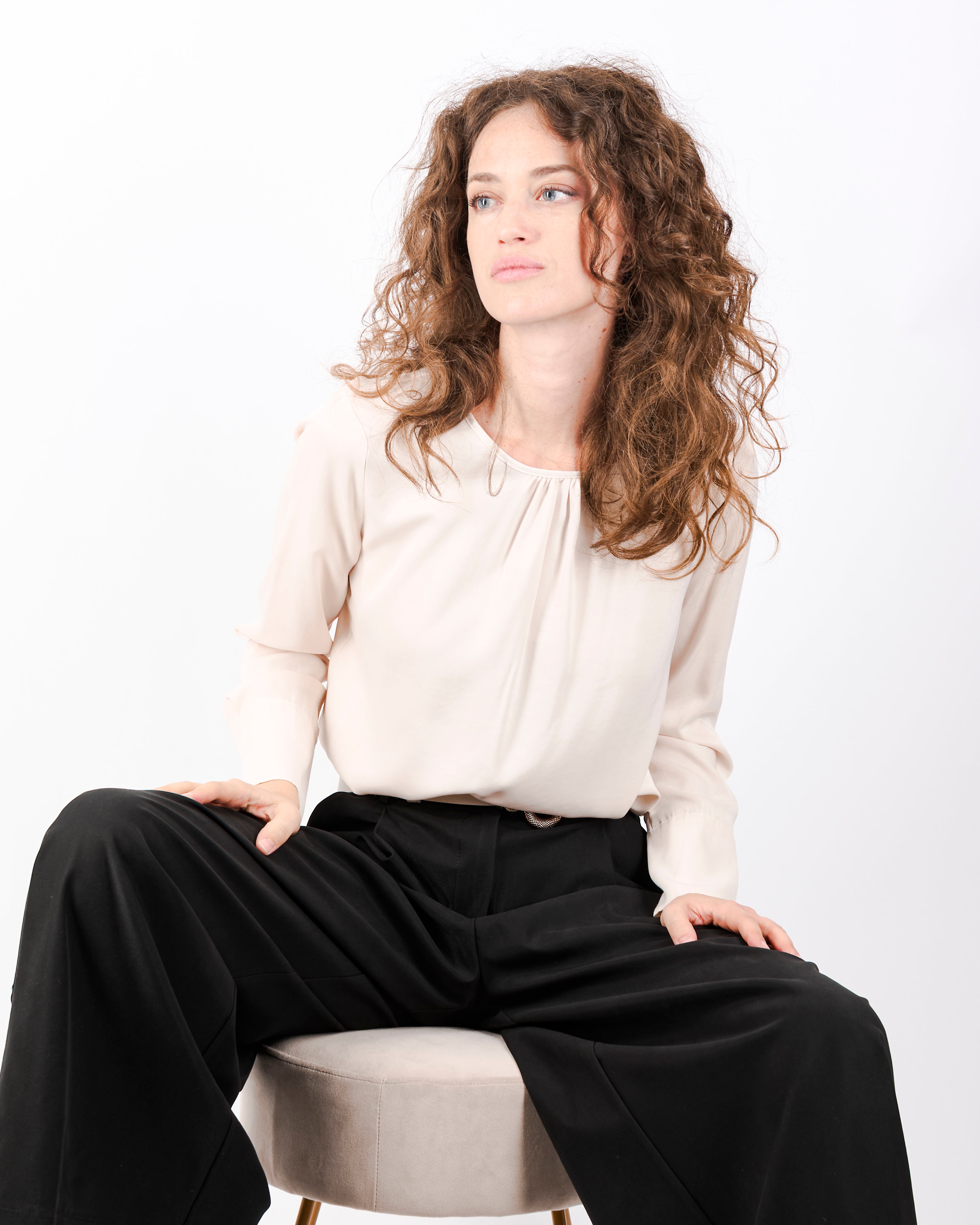 Pantalone con pence palazzo cupro soft PA 778