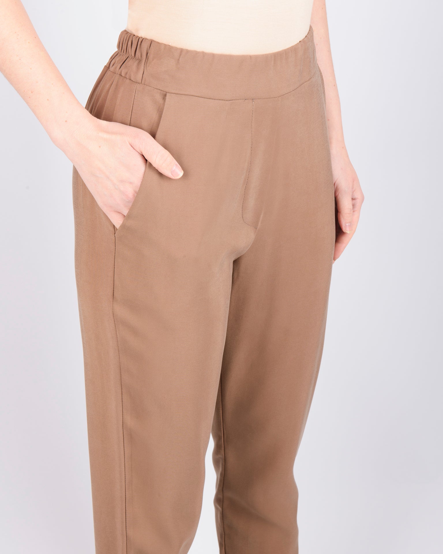 Pantalone con tasca e risvolto cupro G112/21