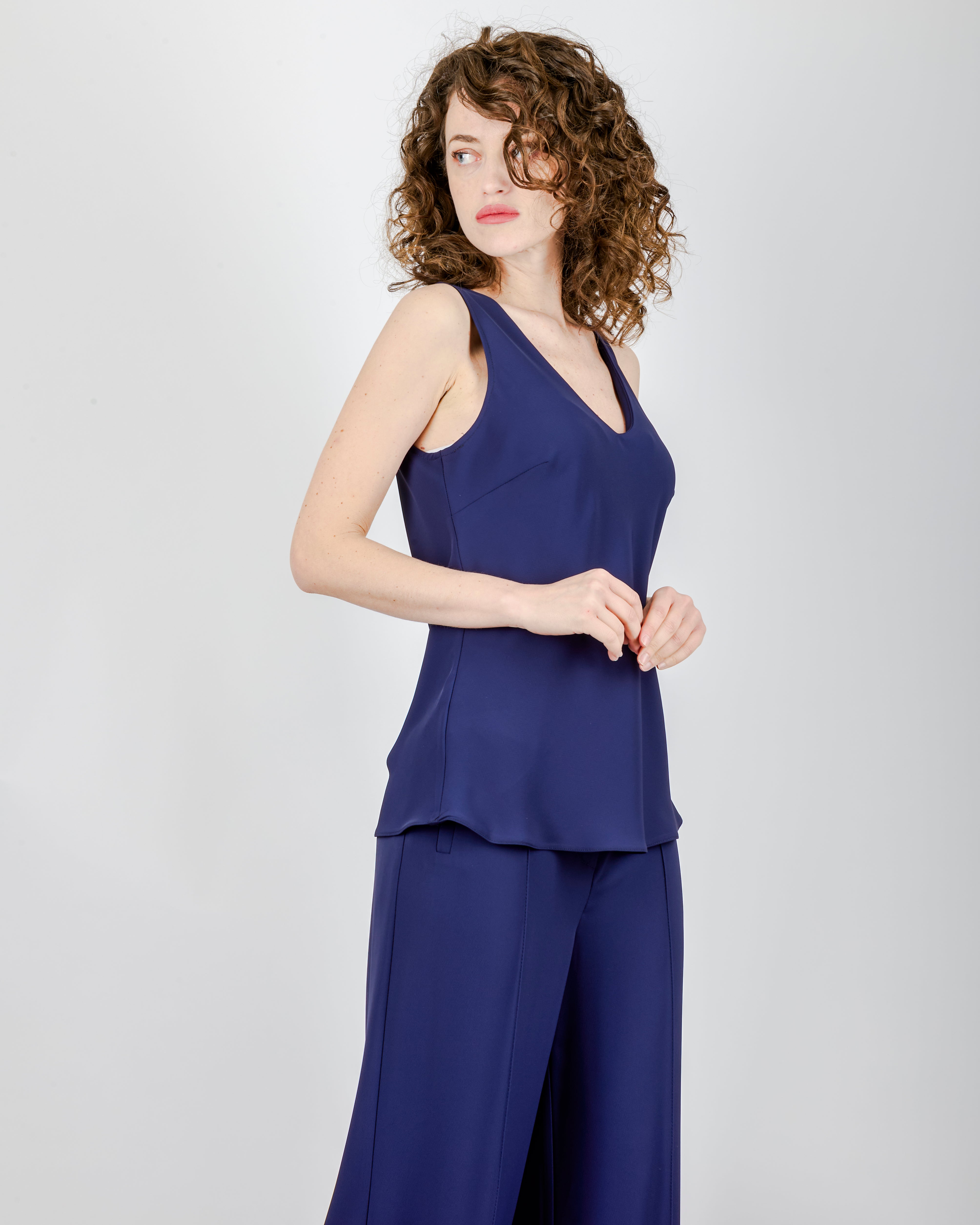 Top scollo a V in cadi CENSURA