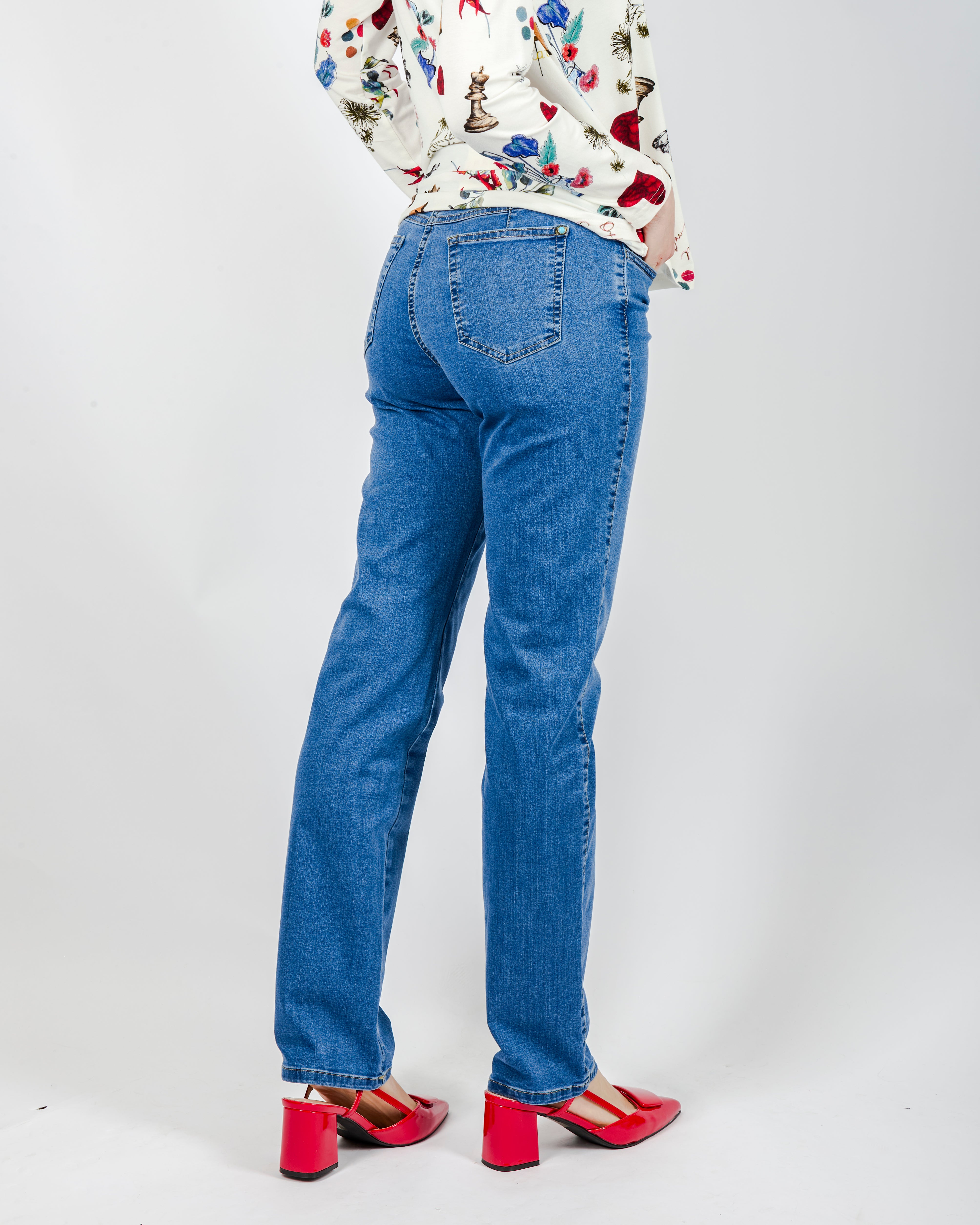 Jeans 5 tasche stretch vest. regolare PARTON