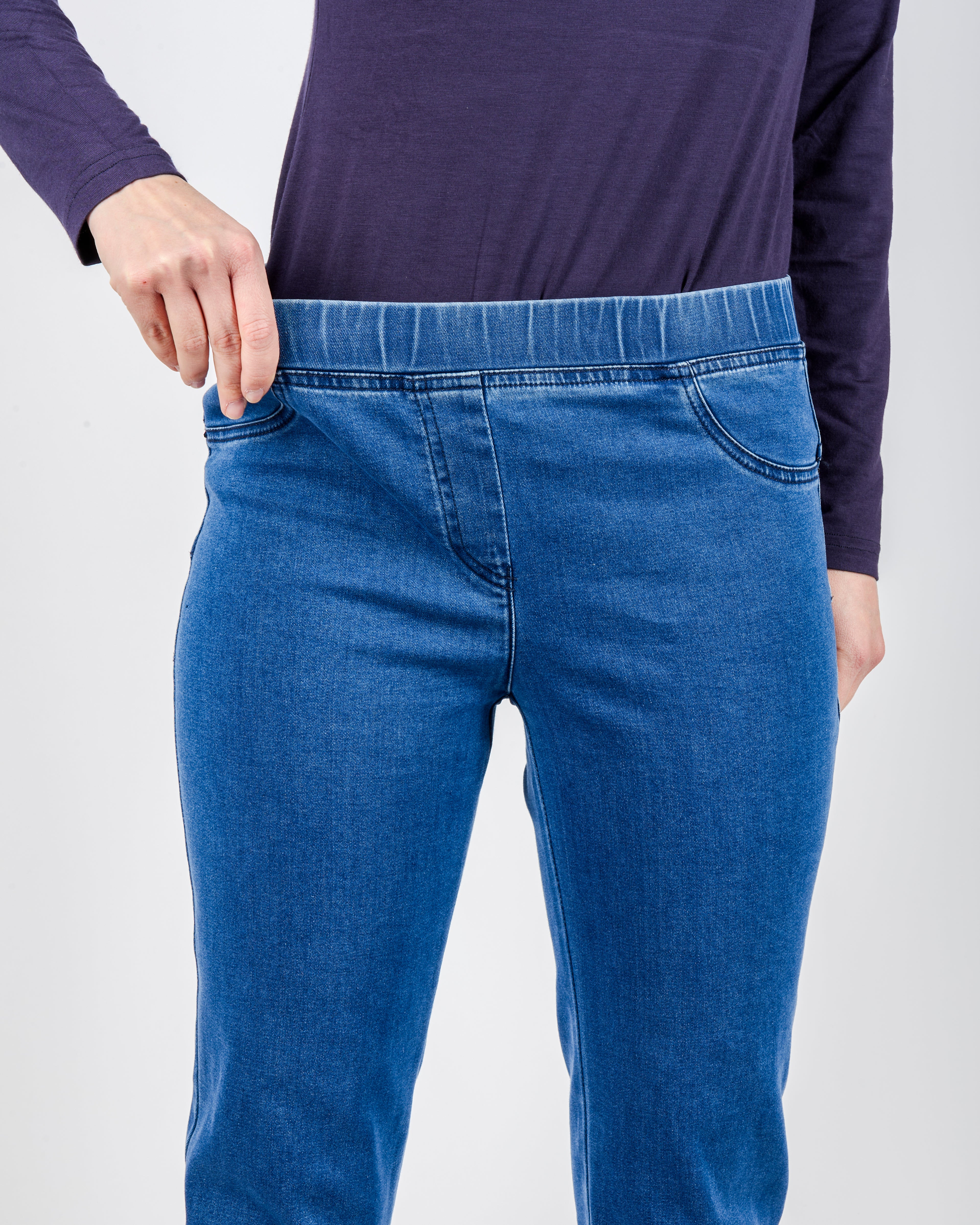 Jeans elastico in vita 13806