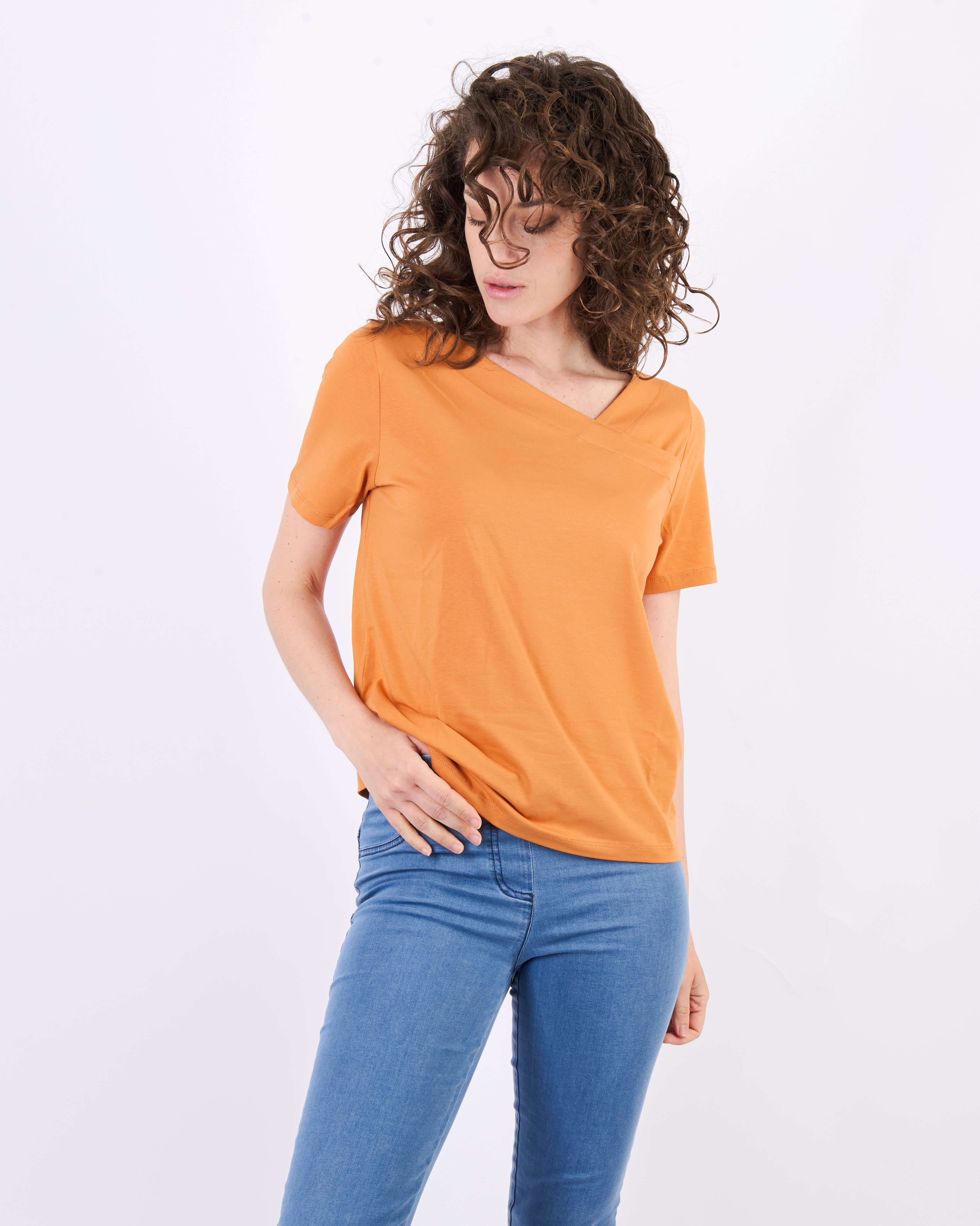 Maglia scollo asimmetrico 5041