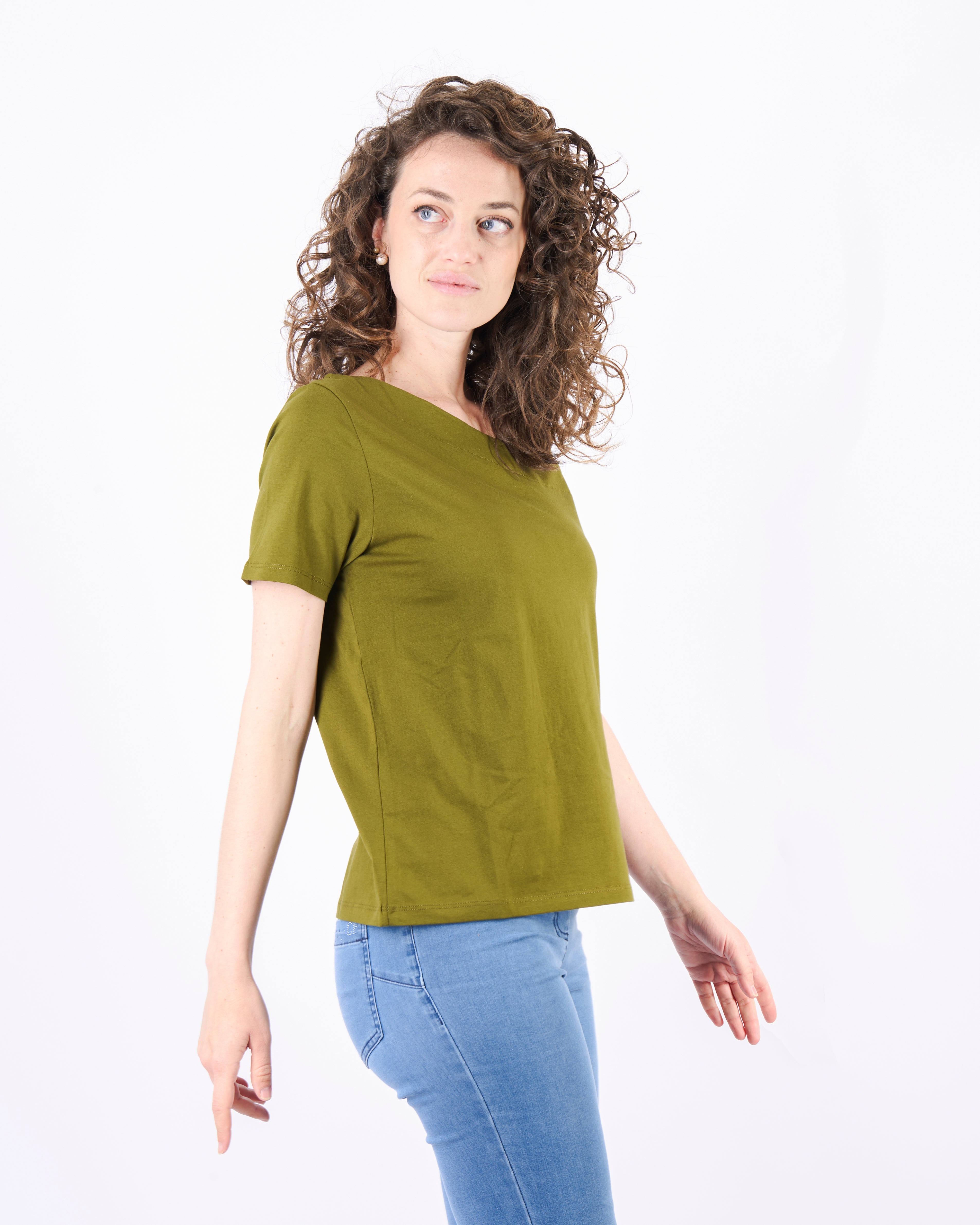 Maglia scollo asimmetrico 5041