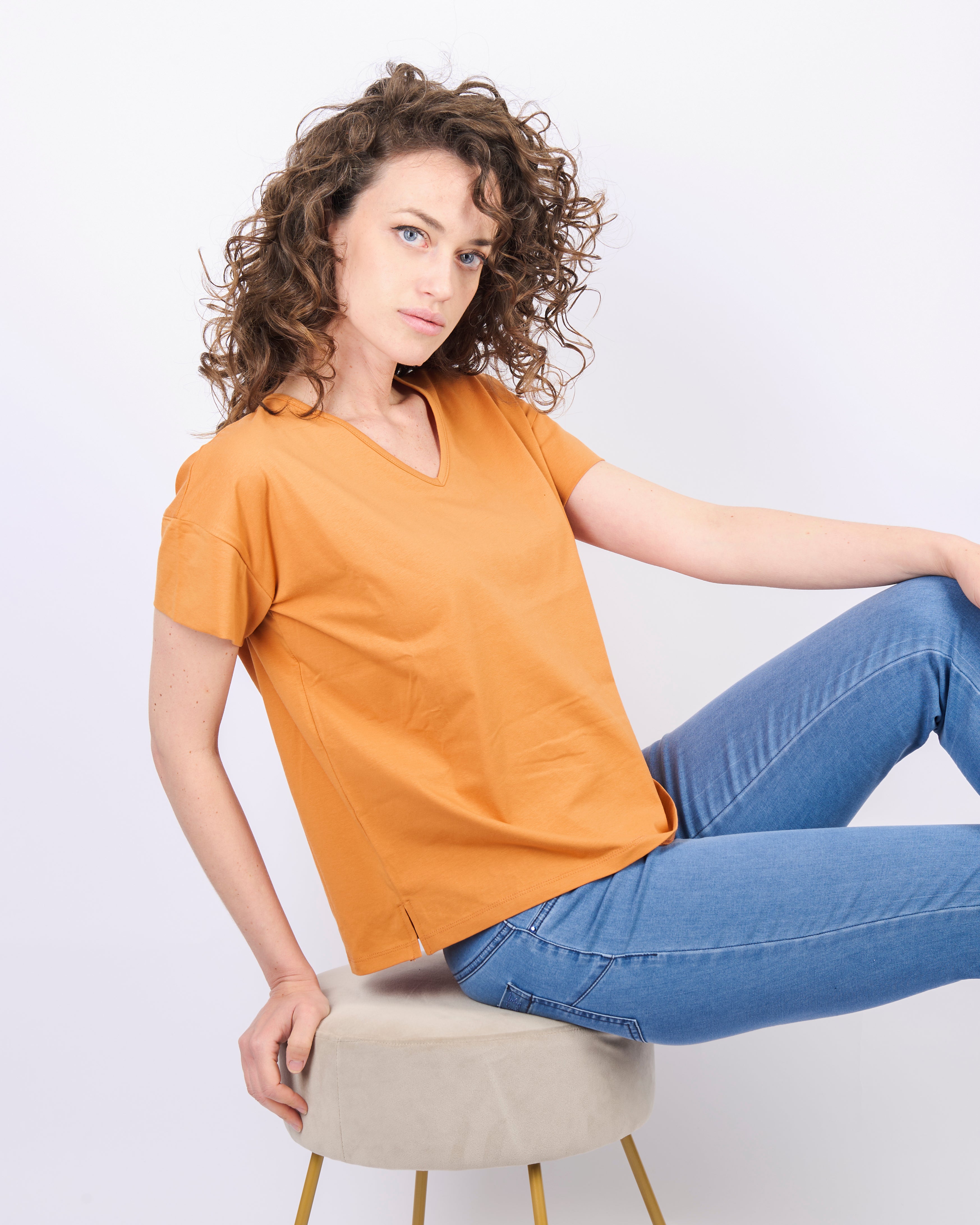 Maglia basica scollo a V 5036