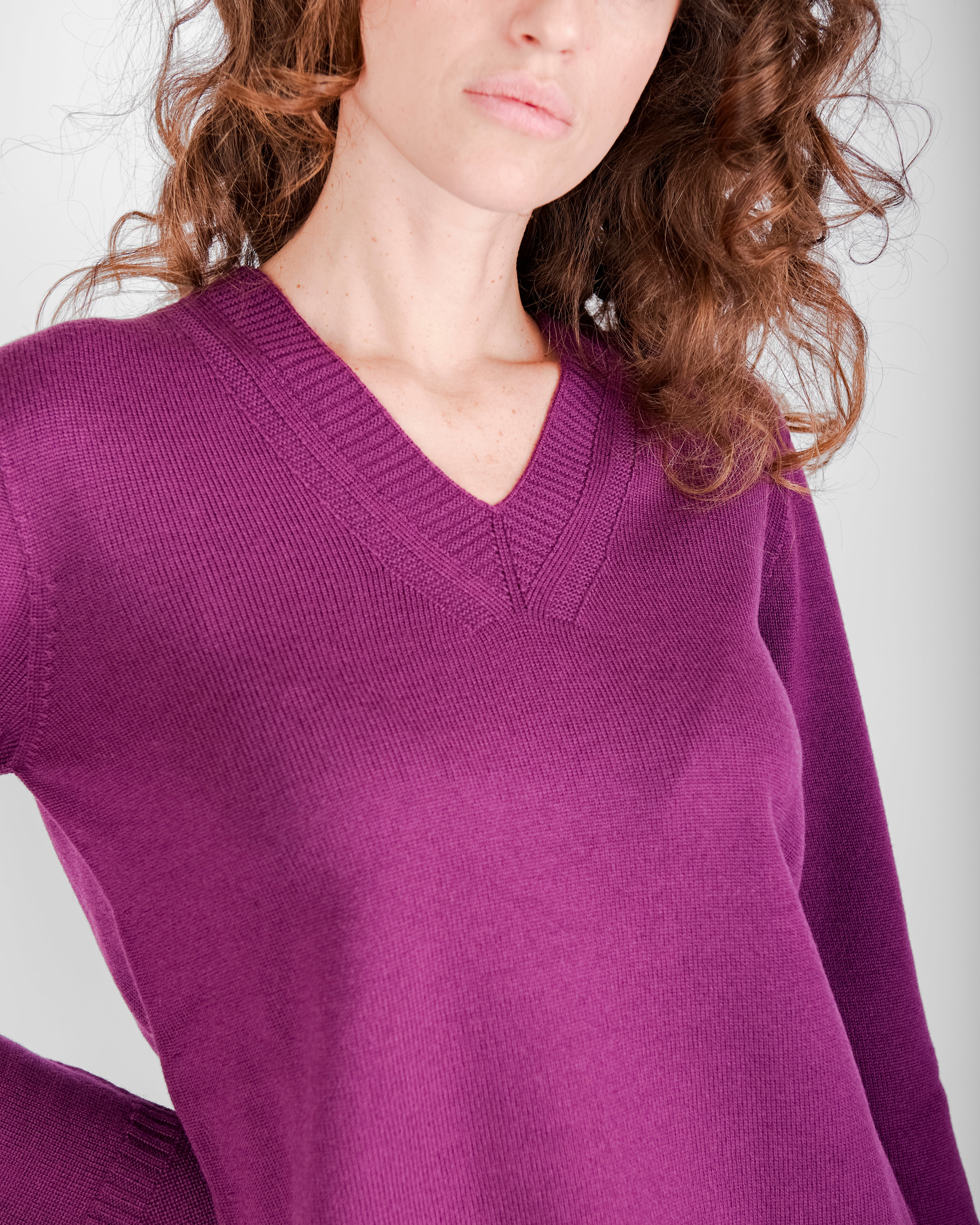 Maglia scollo a V fondo link Z9414