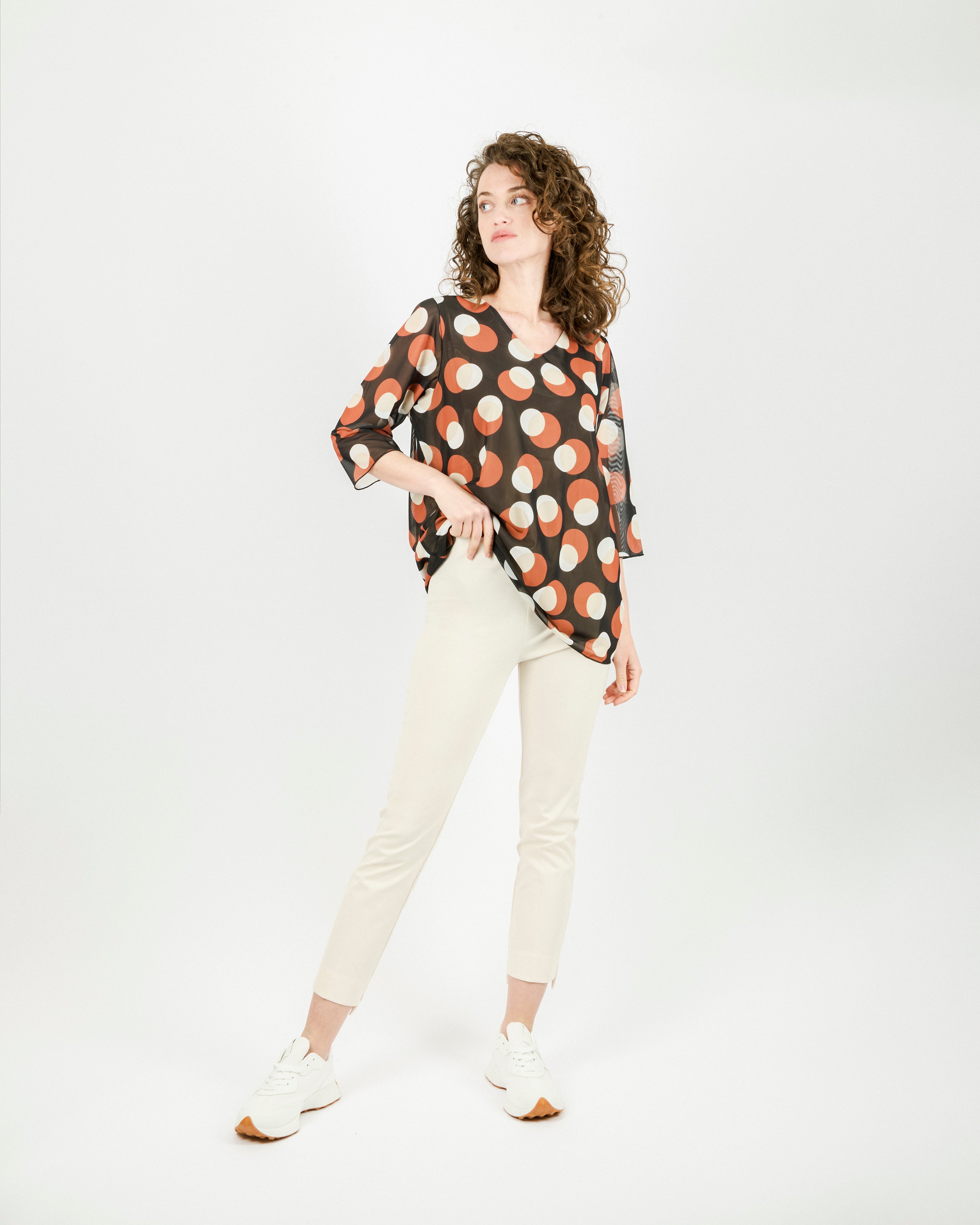 Maglia in tulle manica over 3/4 SIL525