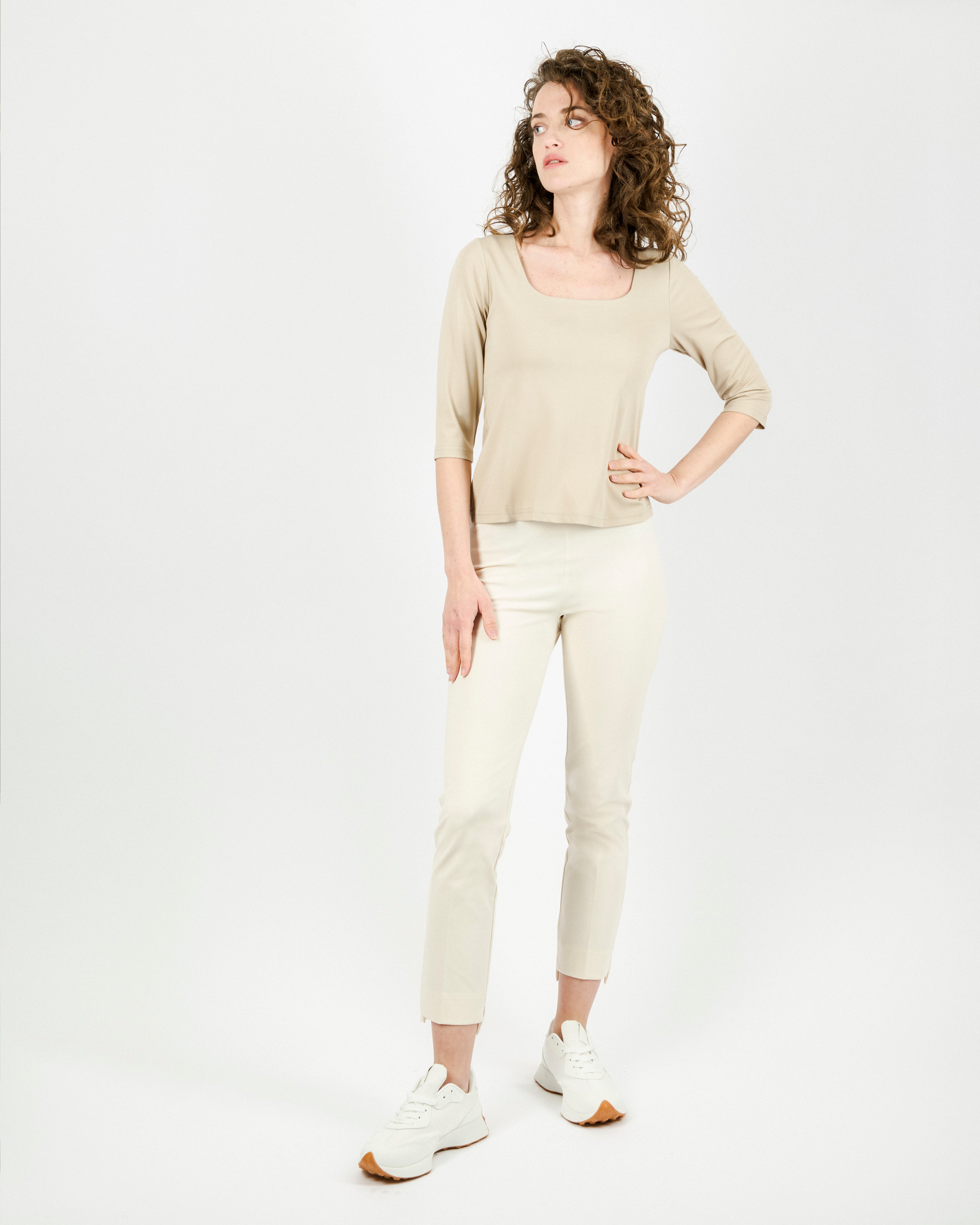 Maglia scollo quadro G413/3