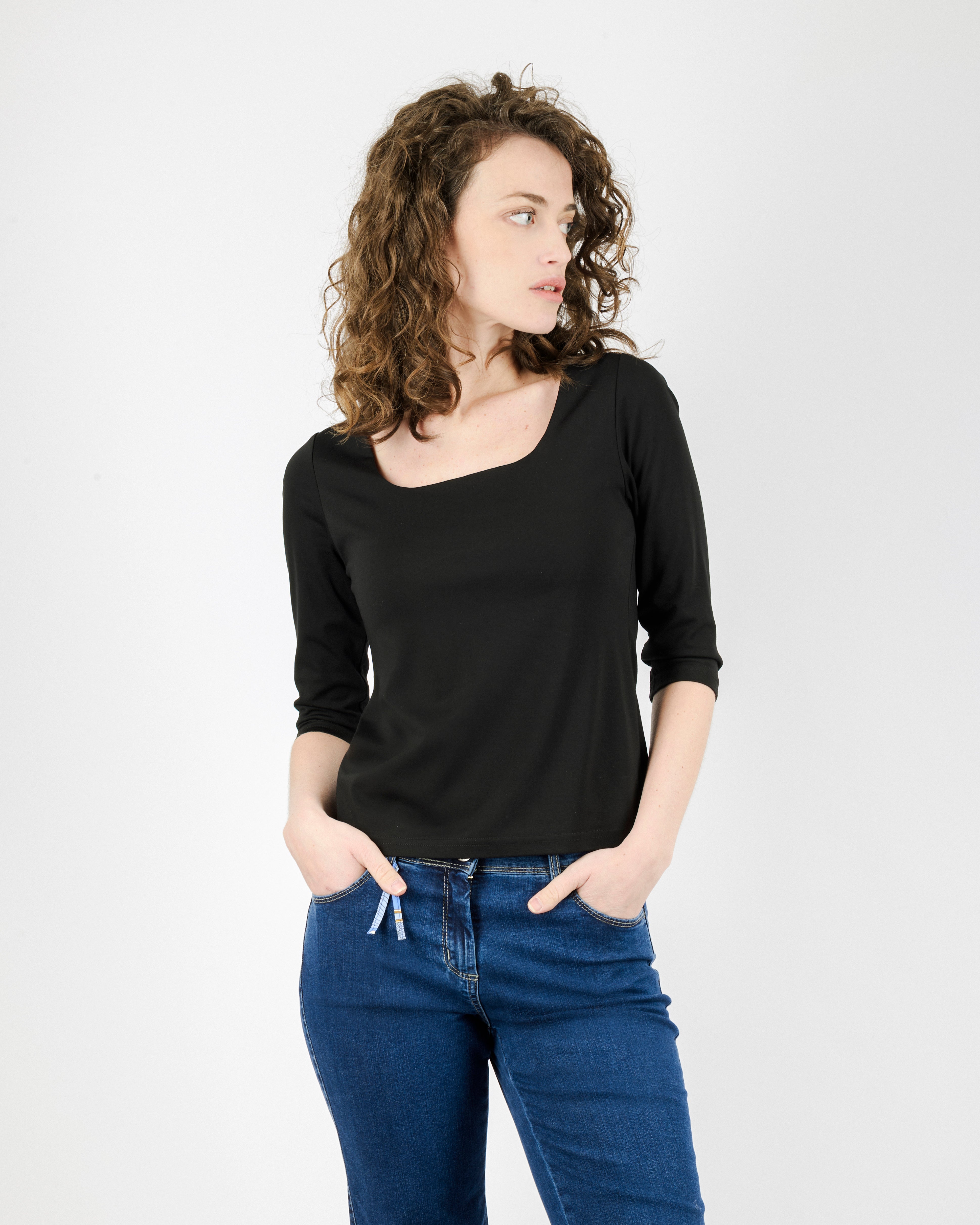 Maglia scollo quadro G413/3