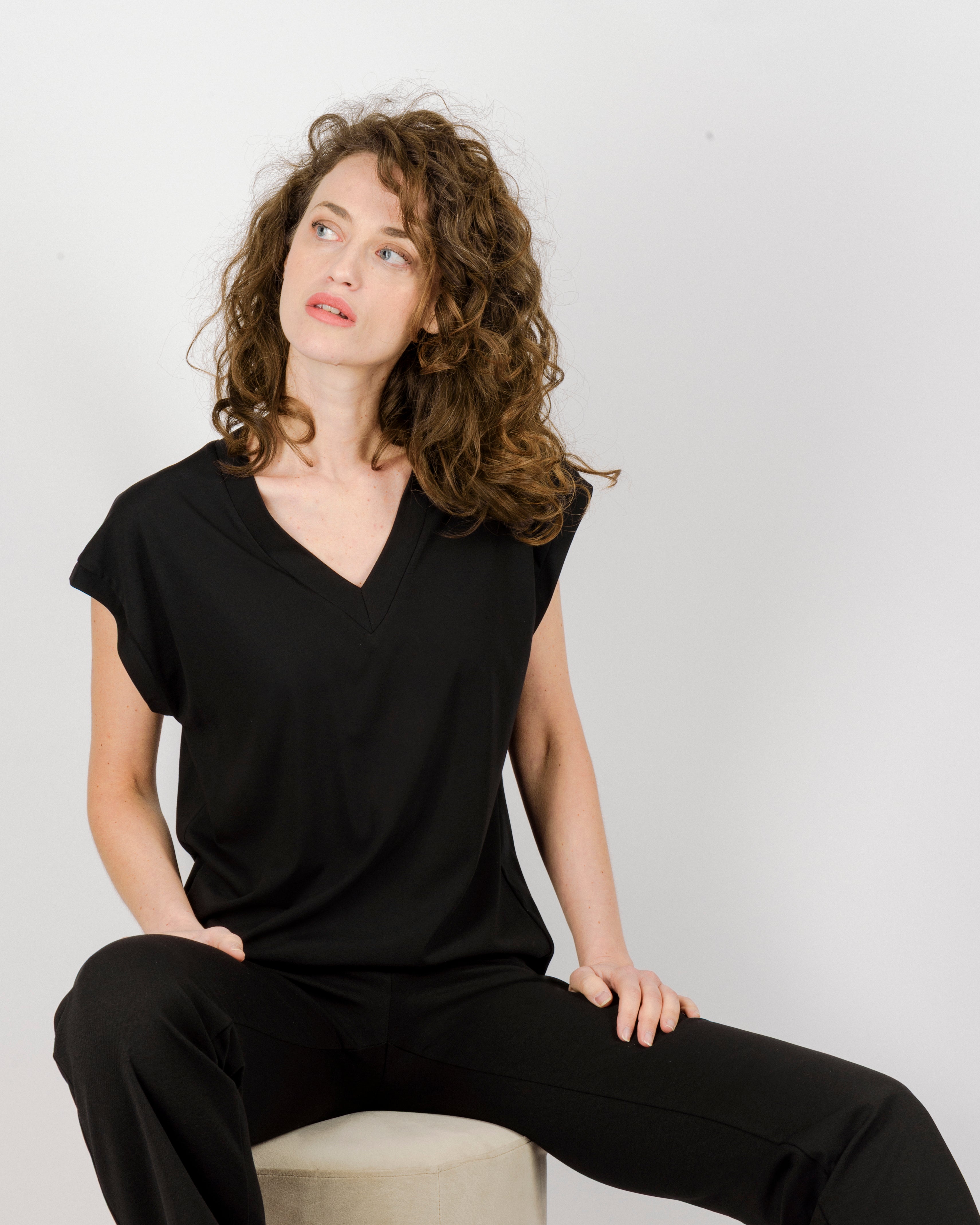 Maglia scollo V mezza manica G423/3
