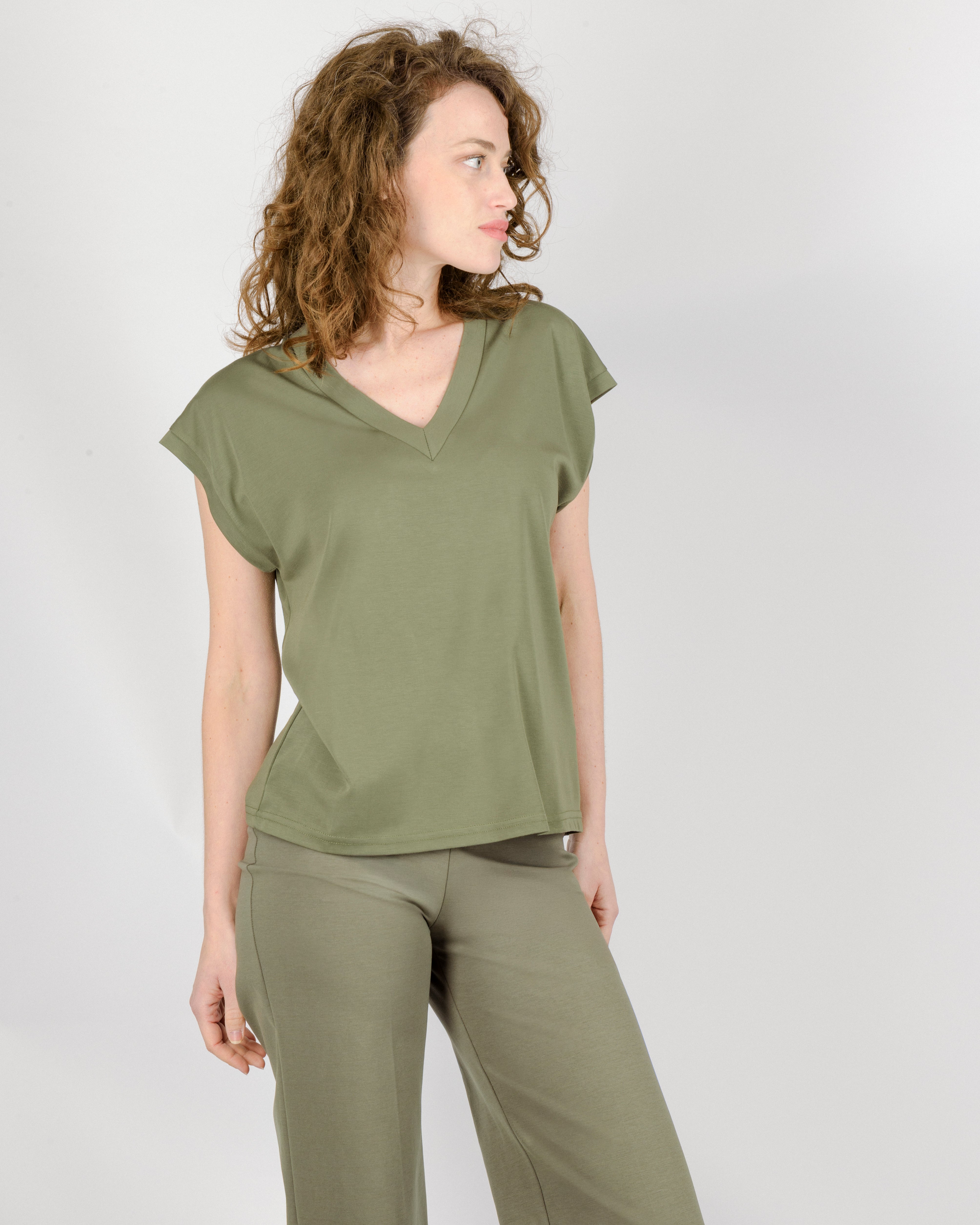 Maglia scollo V mezza manica G423/3