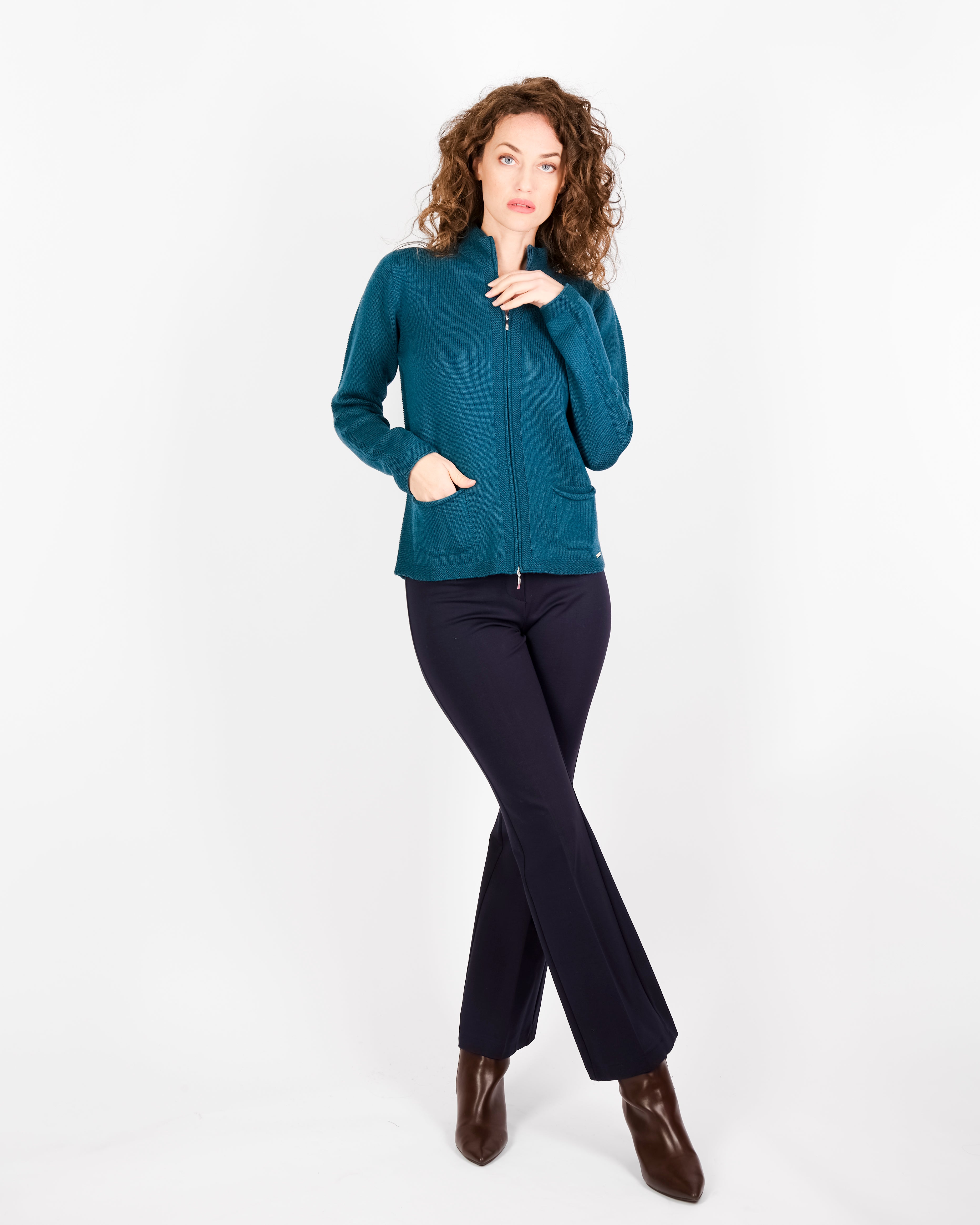 Cardigan zip pura lana con tasche AZ8152