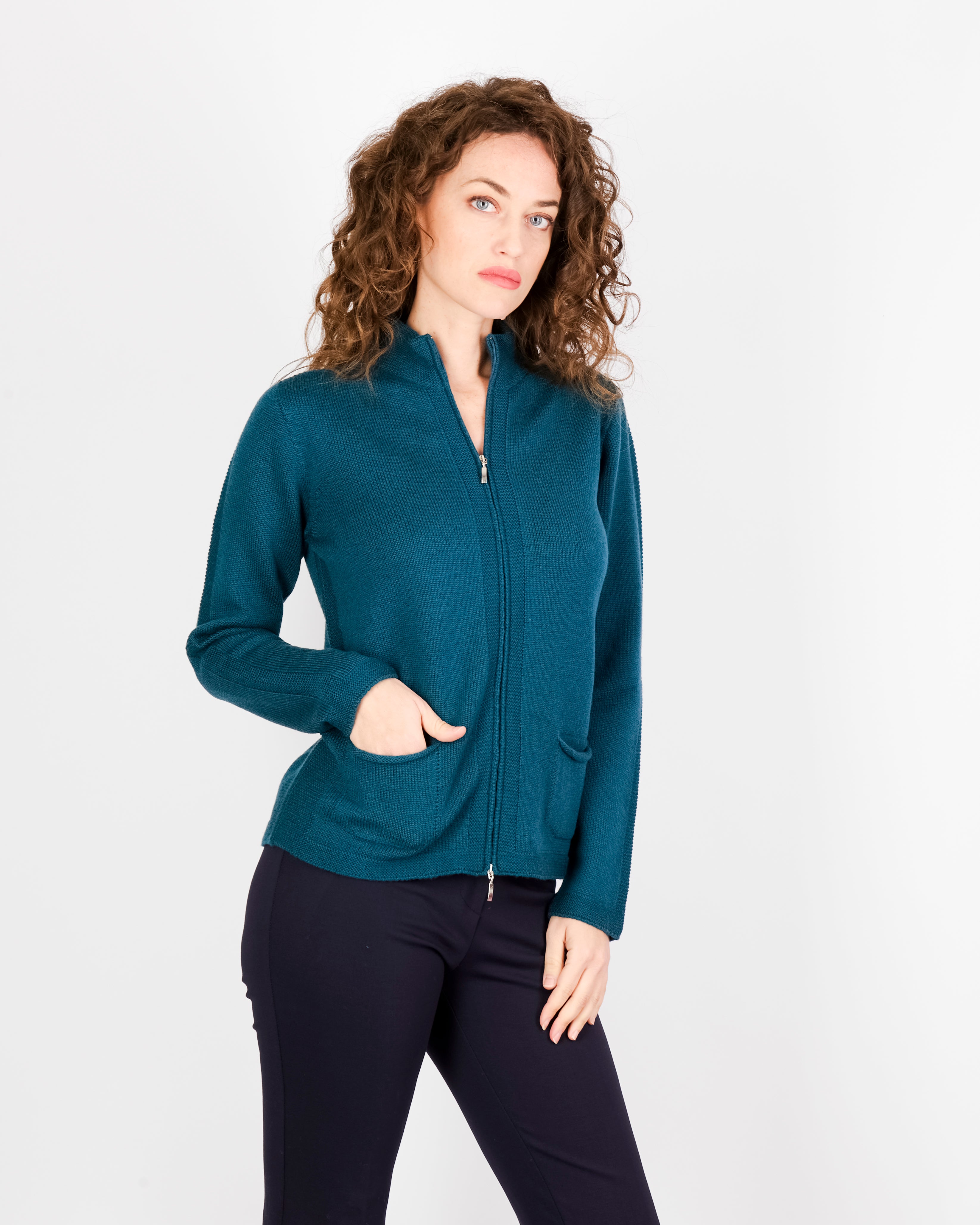 Cardigan zip pura lana con tasche AZ8152