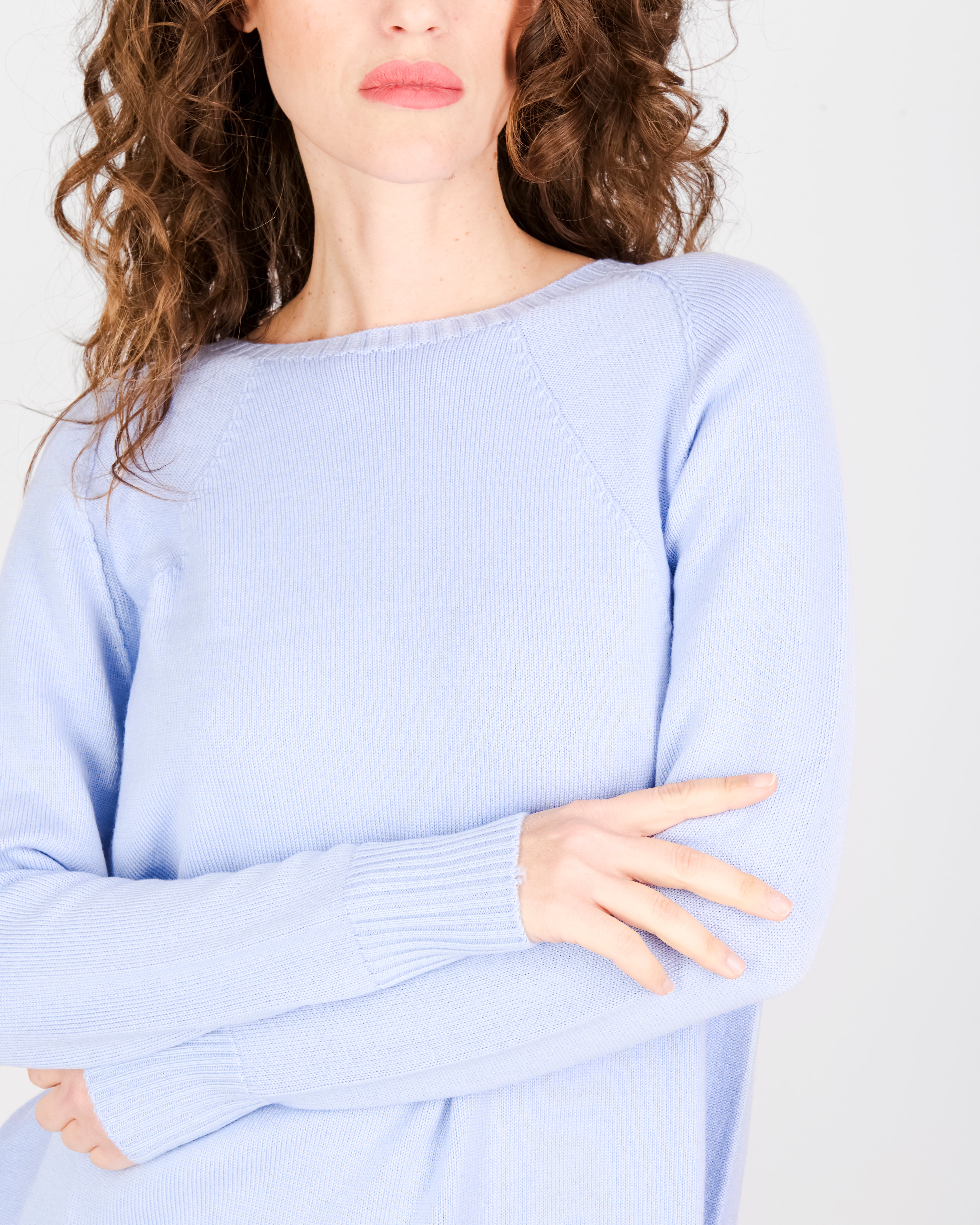 Maglia girocollo pura lana svasata W-250