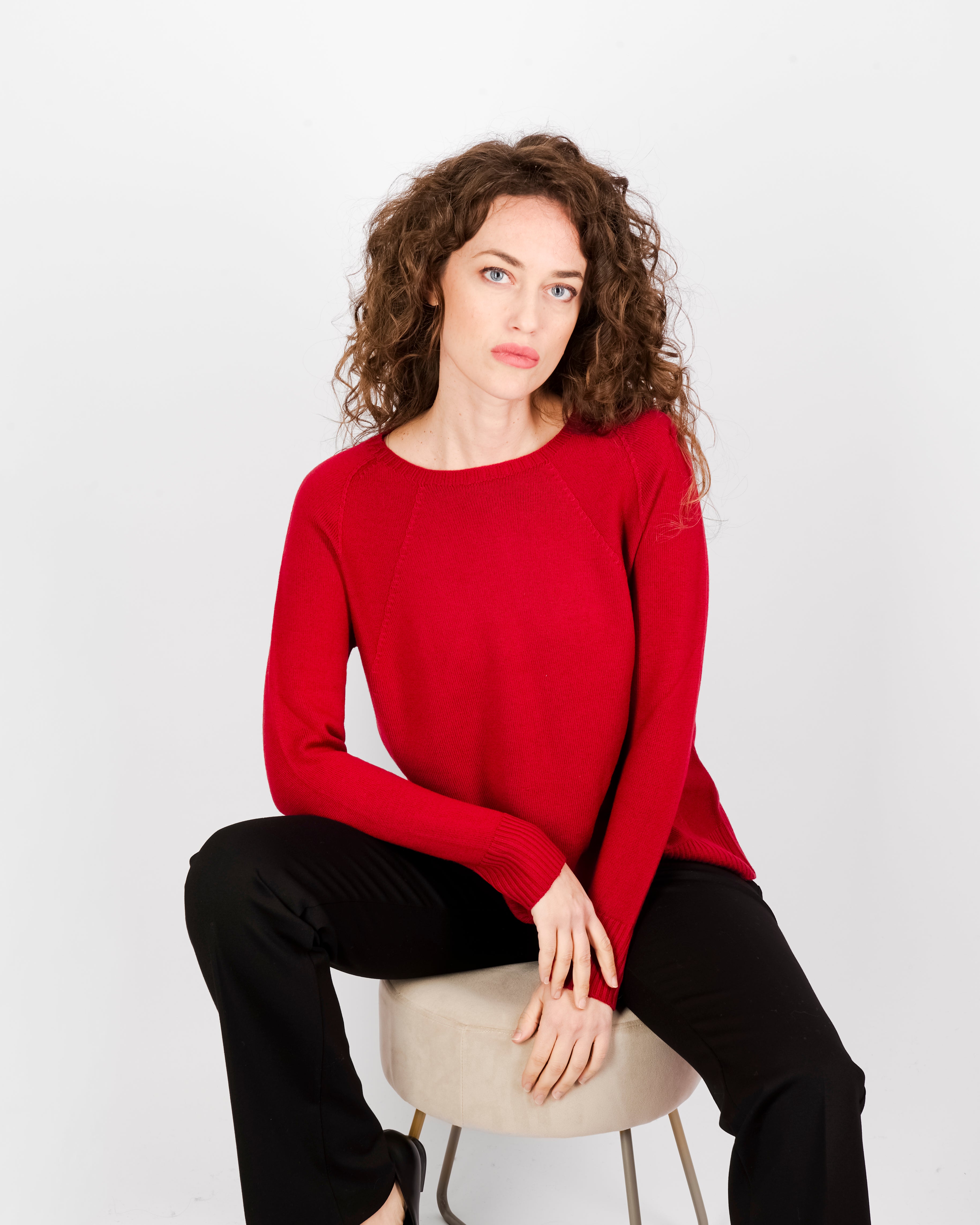 Maglia girocollo pura lana svasata W-250