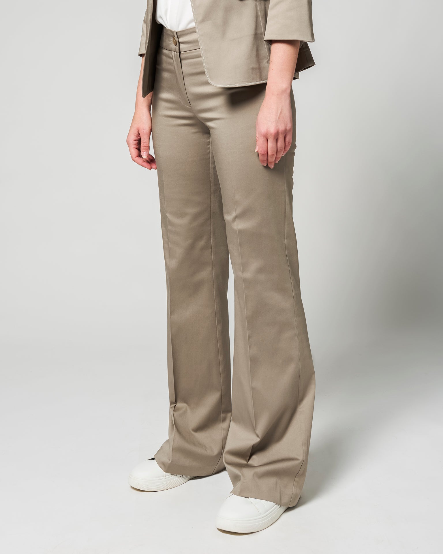 Pantalone in rasatello a zampa RADURA