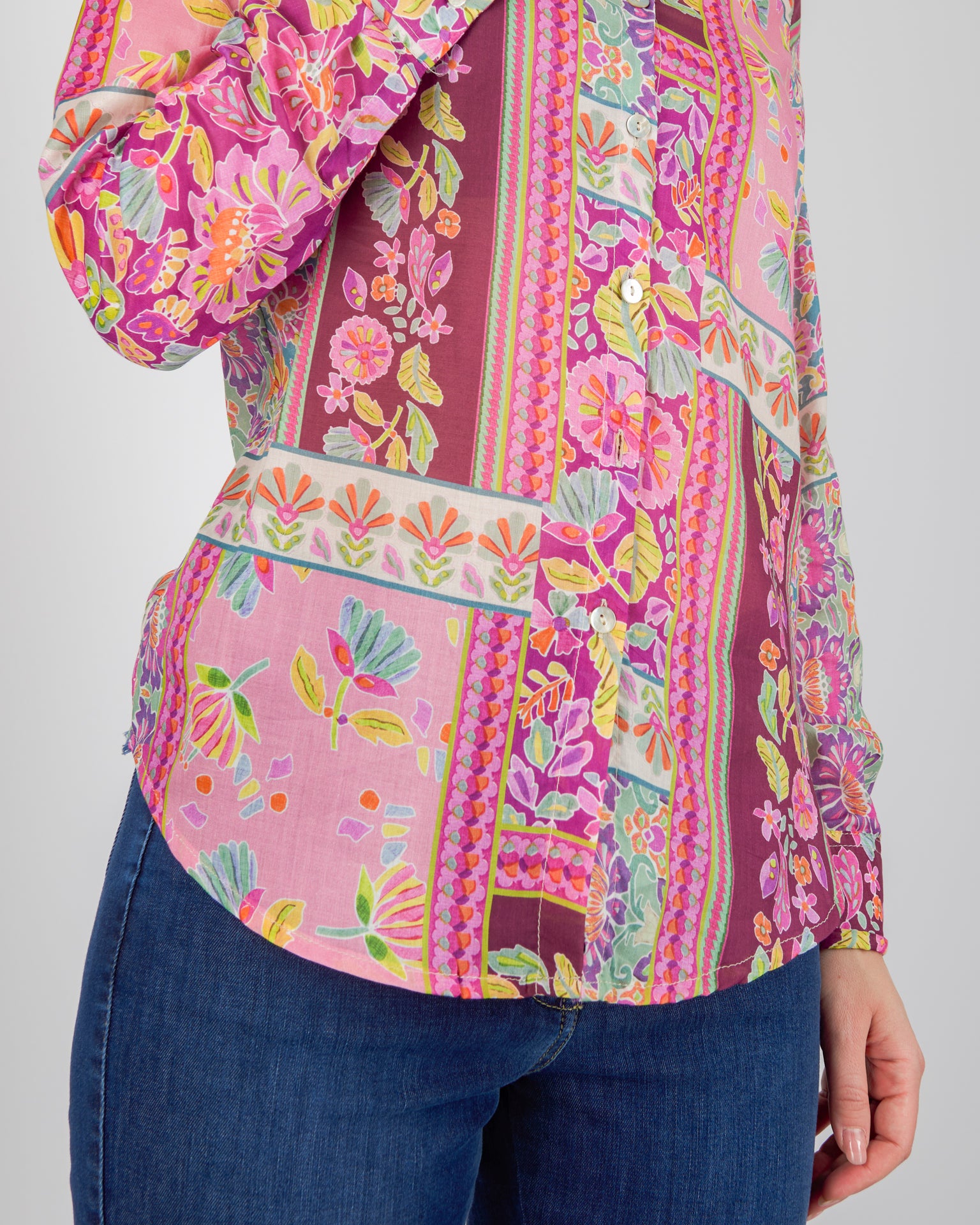 Camicia in mussola di cotone fantasia 250387