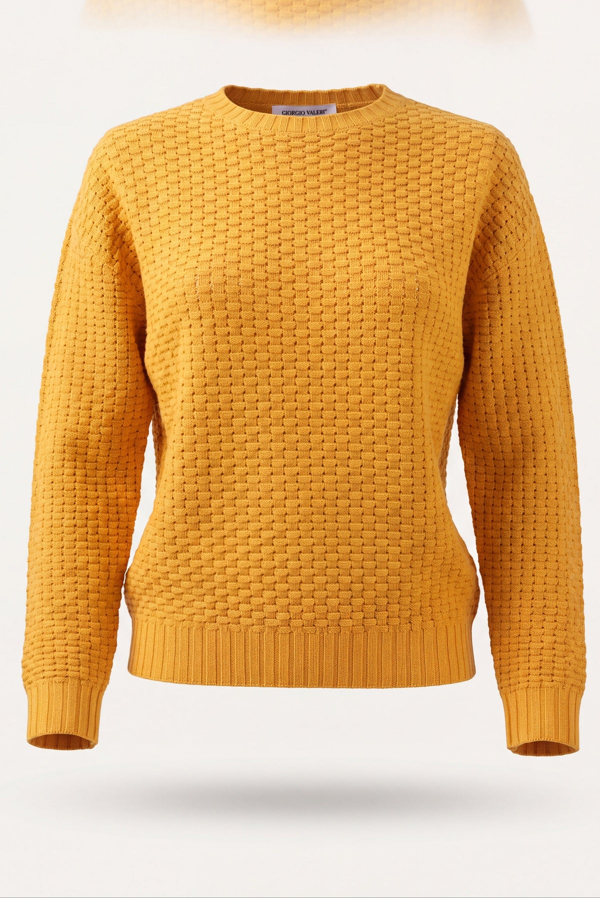 Maglione punto canestro donna color ocra, girocollo con lavorazione in rilievo e polsini a coste