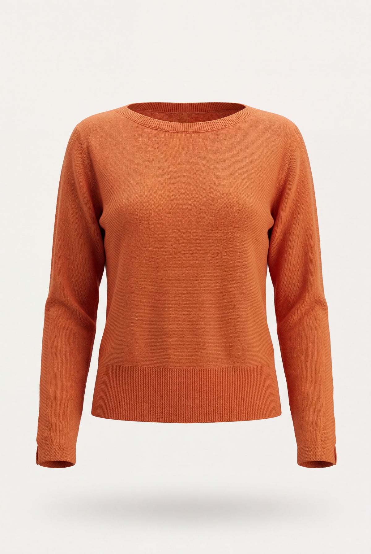 Maglia in pura lana nera con scollo a barchetta e maniche lunghe
