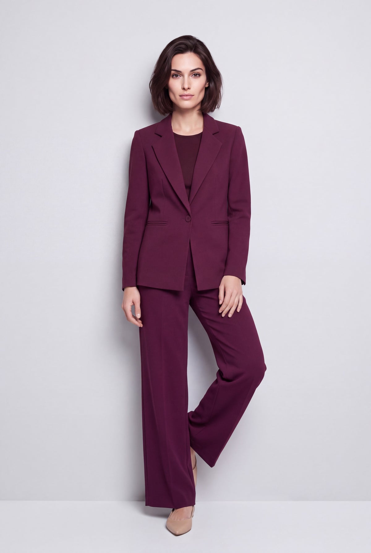 Pantalone palazzo donna nero in punto milano a vita alta con gamba larga e piega centrale
