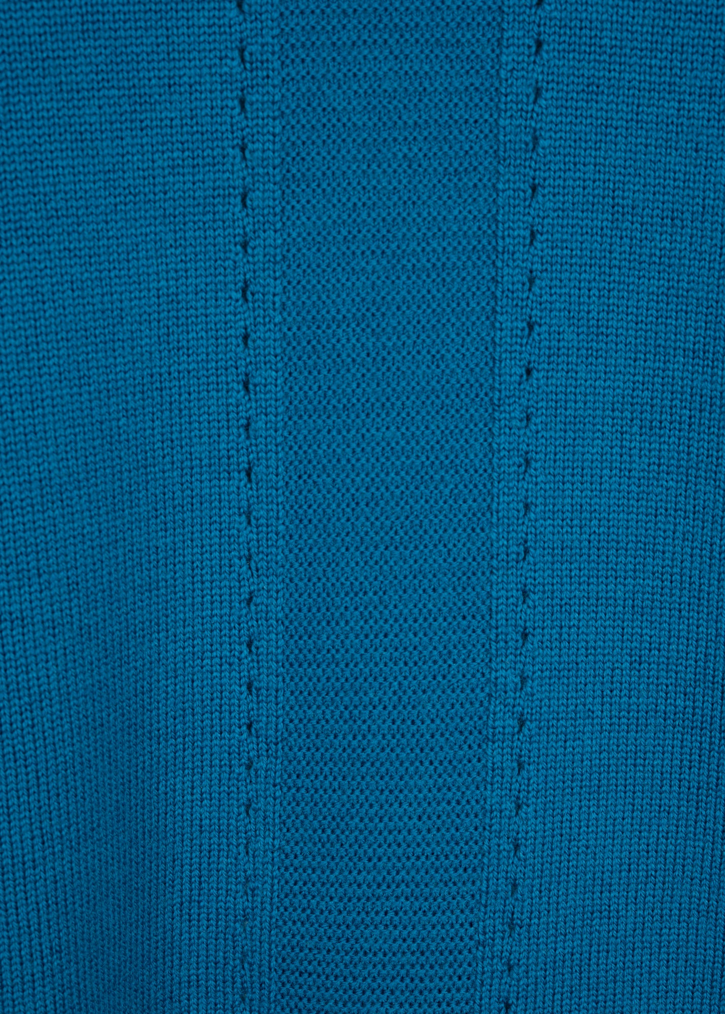 Maglia scollo a V punzonata Z9126