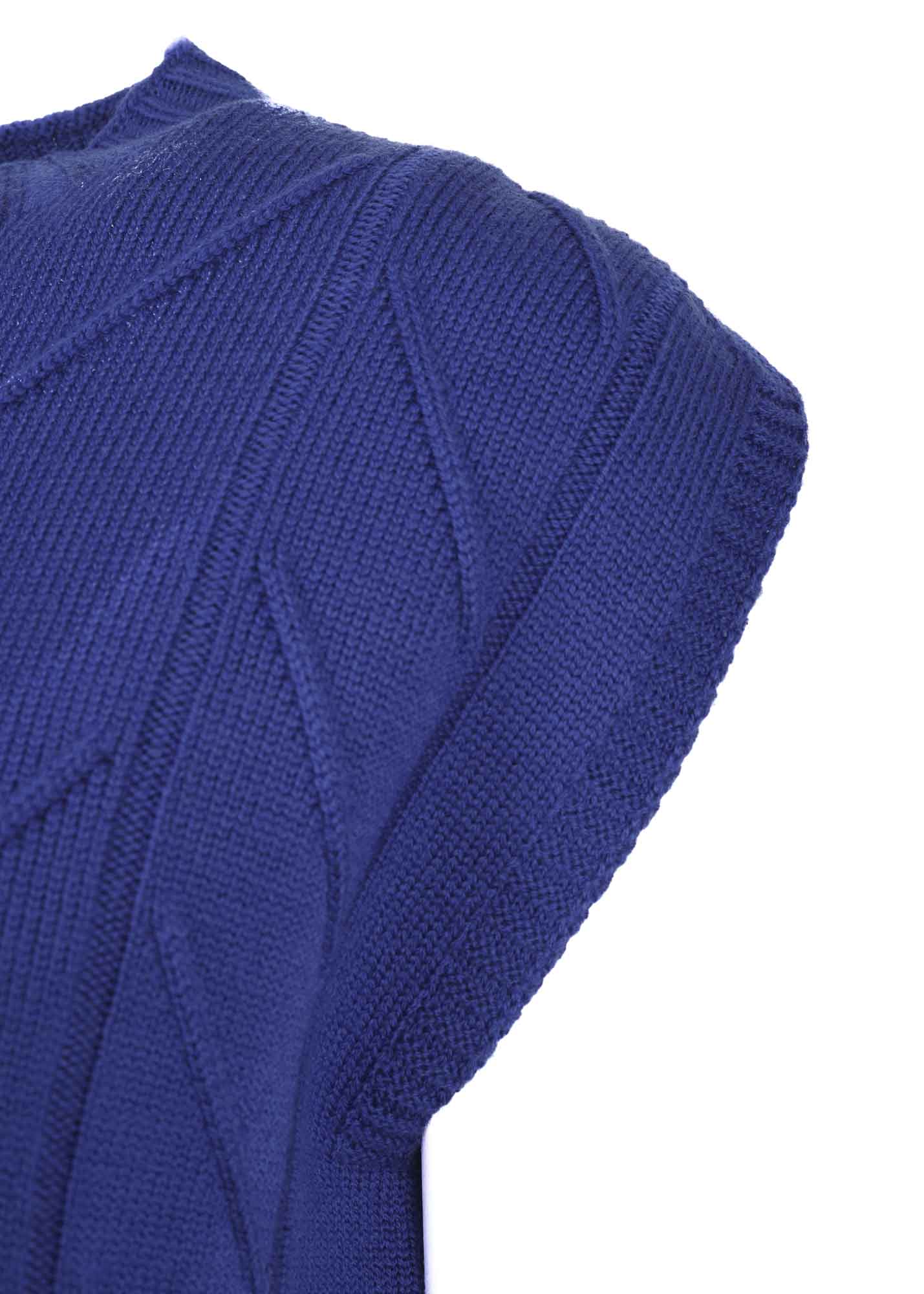 Smanicato motivo linee pura lana Z9135