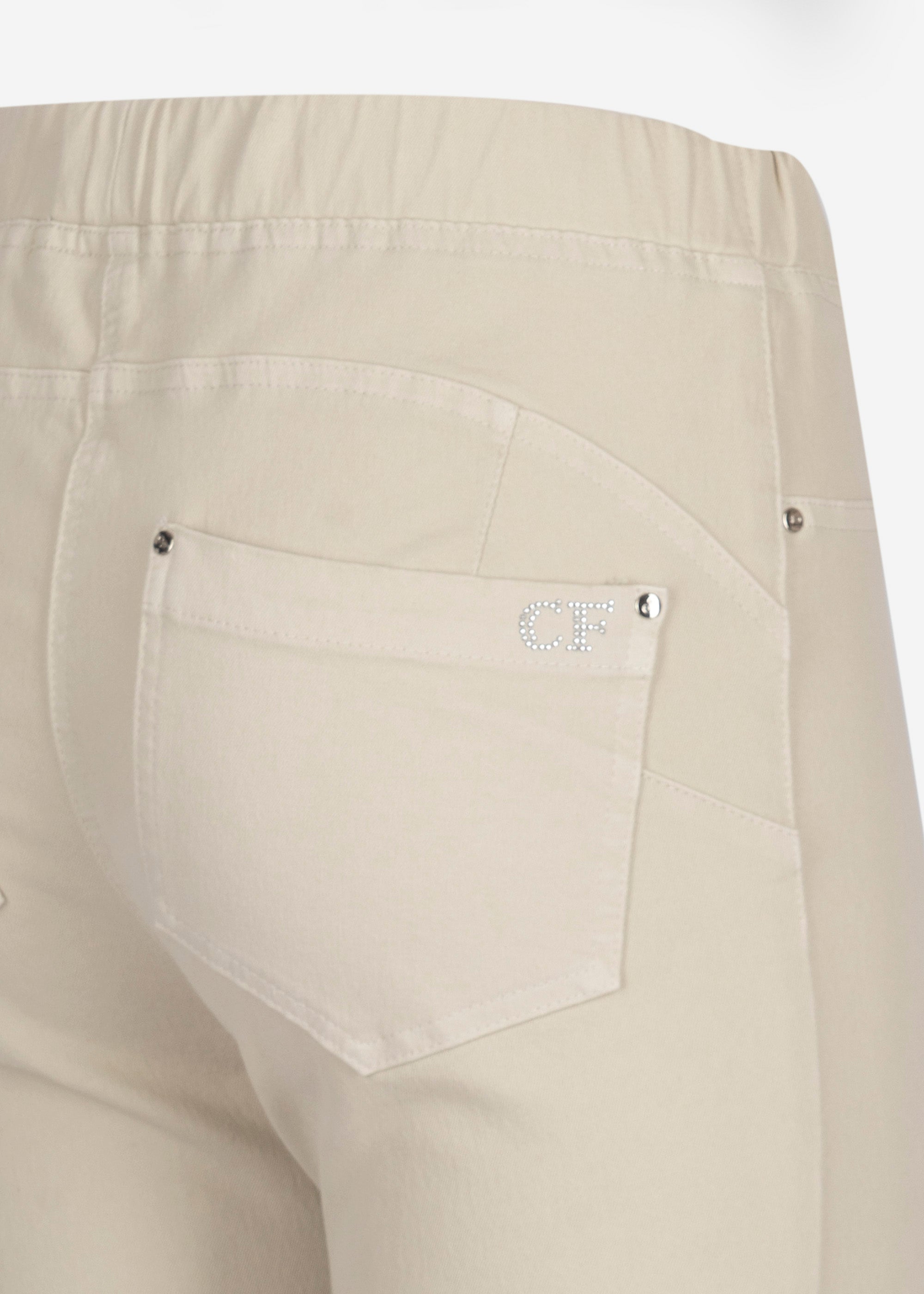 Pantalone con elastico in vita