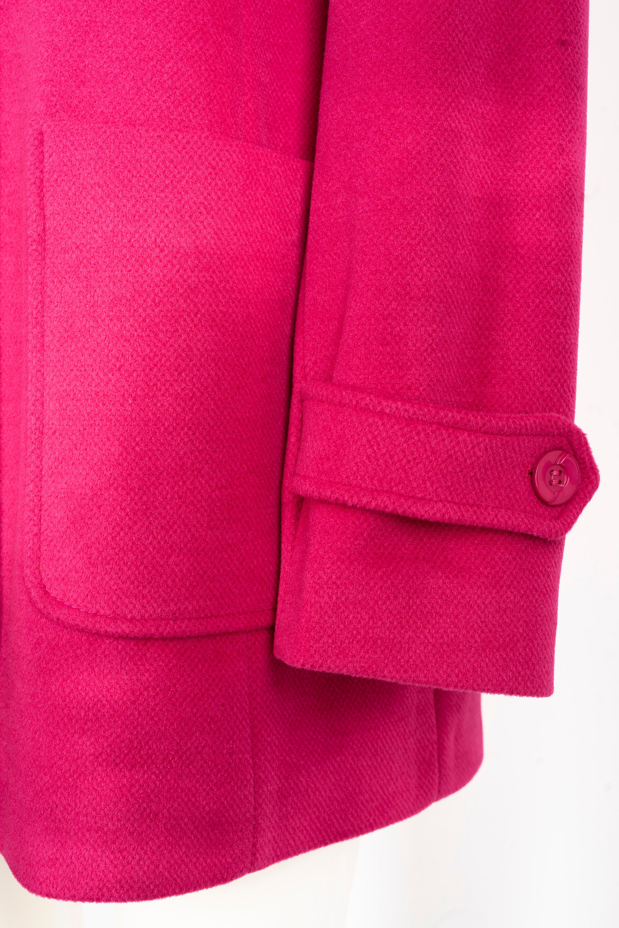 Cappotto corto con cappuccio
