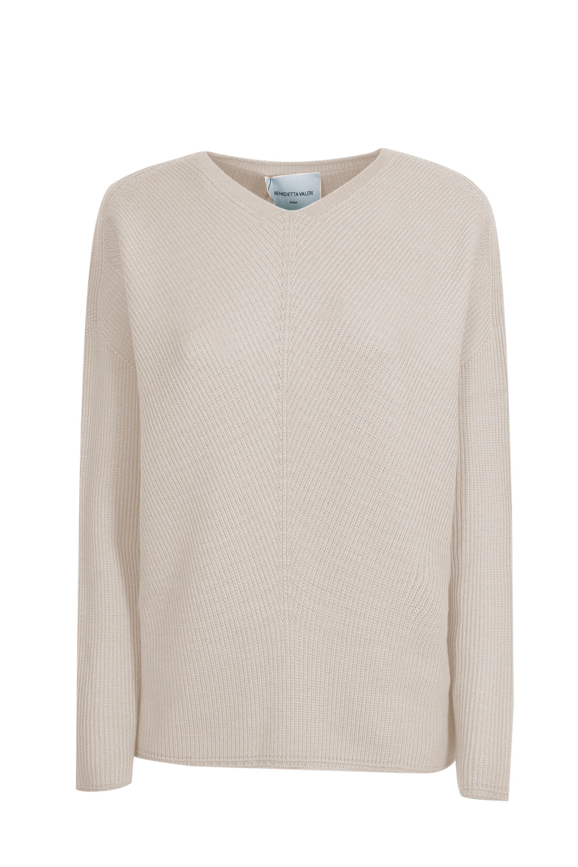 Maglia spigain pura lana con scollo a V