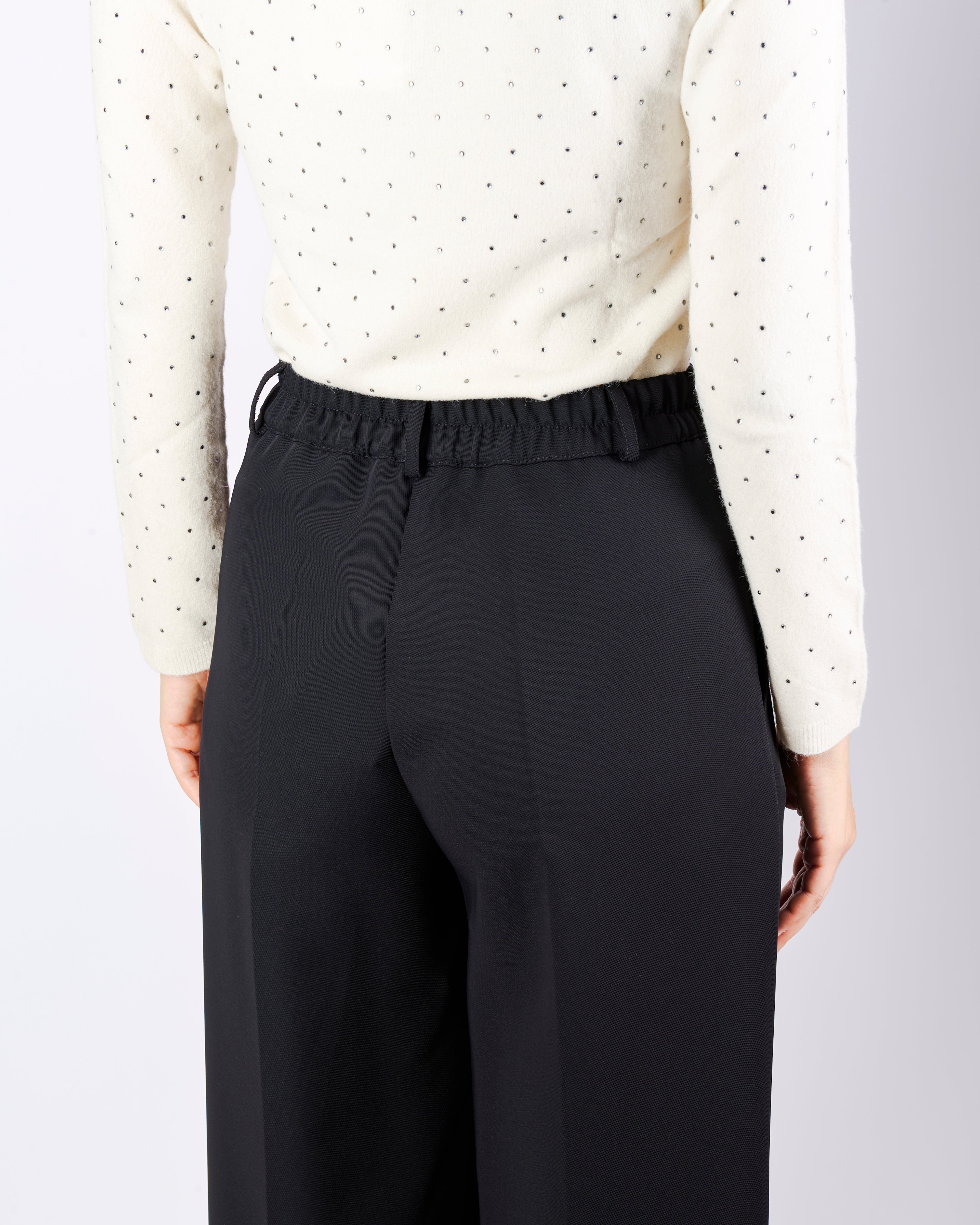 Pantalone largo elastico e bottone in cadì H168/24